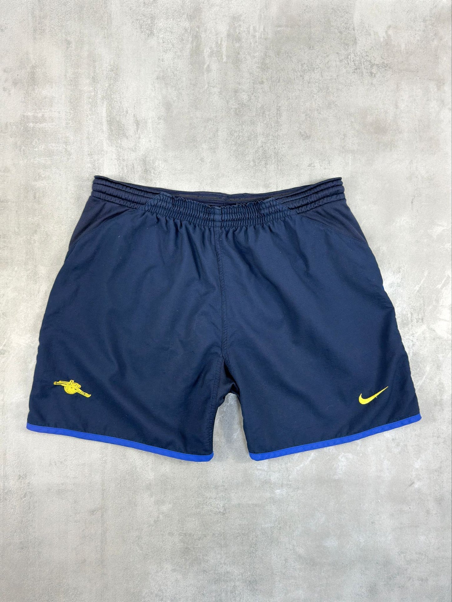 ARSENAL 2001-02 NIKE AWAY FOOTBALL SHORTS LARGE