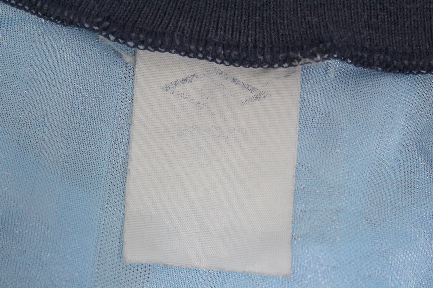 ENGLAND 1992-1993 VINTAGE UMBRO THIRD FOOTBALL SHIRT LARGE