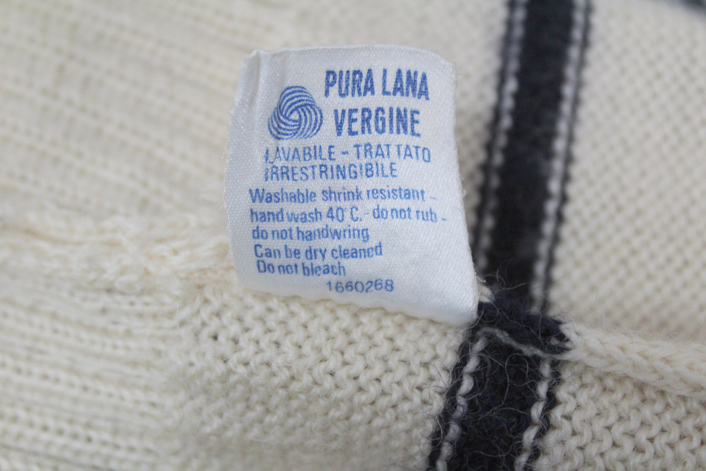 FILA OG 70'S VINTAGE WHITE LINE TENNIS WOOL JUMPER LARGE