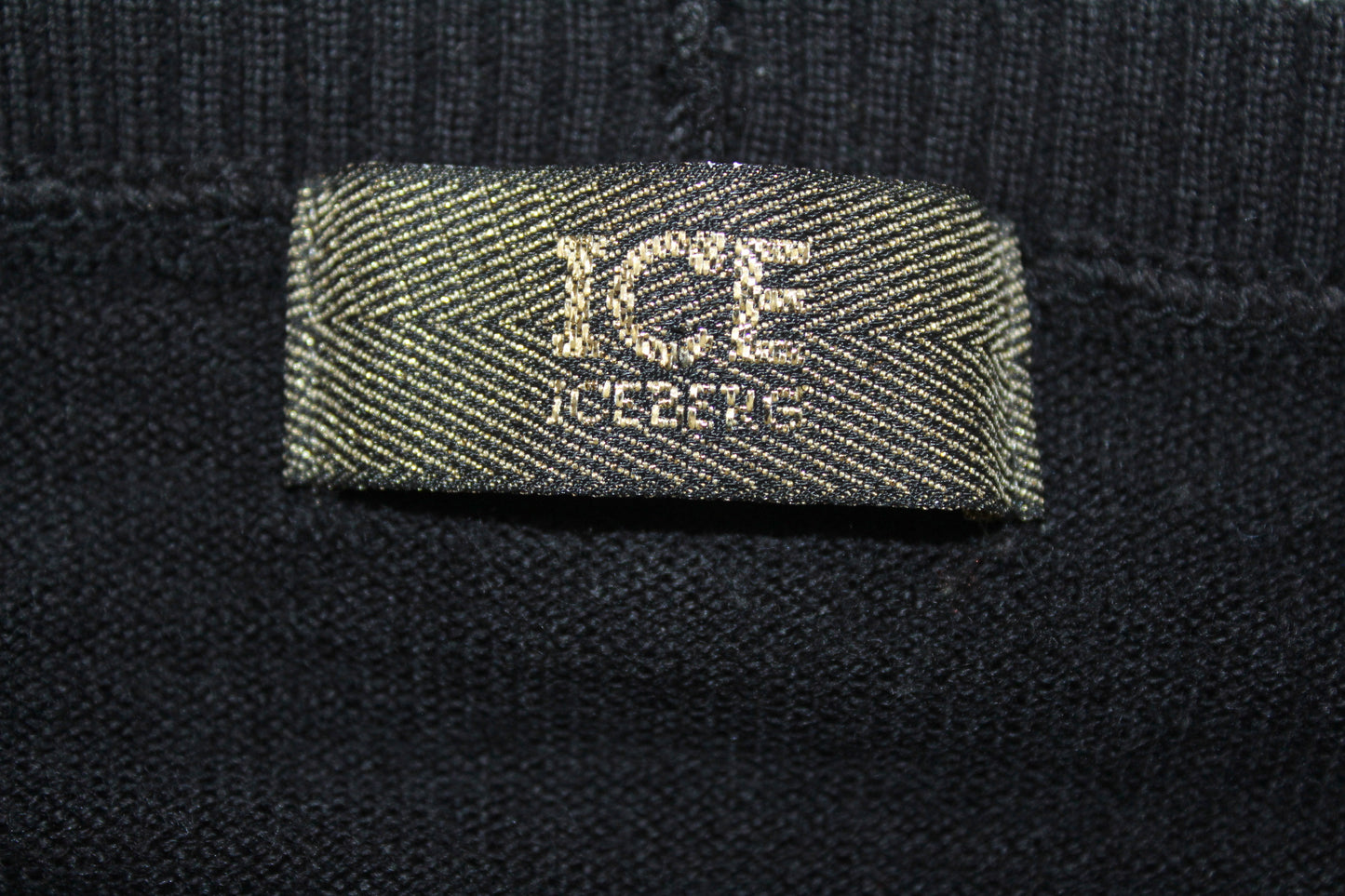 ICEBERG ICE 90'S VINTAGE "TEAM RIDER HARD SNOWBOARD GRAB" WOOL SWEATSHIRT MEDIUM