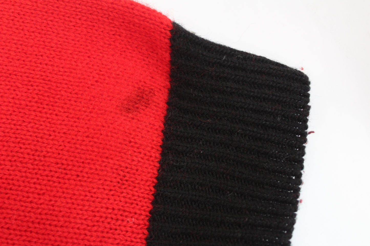 JC DE CASTELBAJAC 90'S VINTAGE CHARLIE BROWN PEANUTS SKI SCENE WOOL JUMPER XL