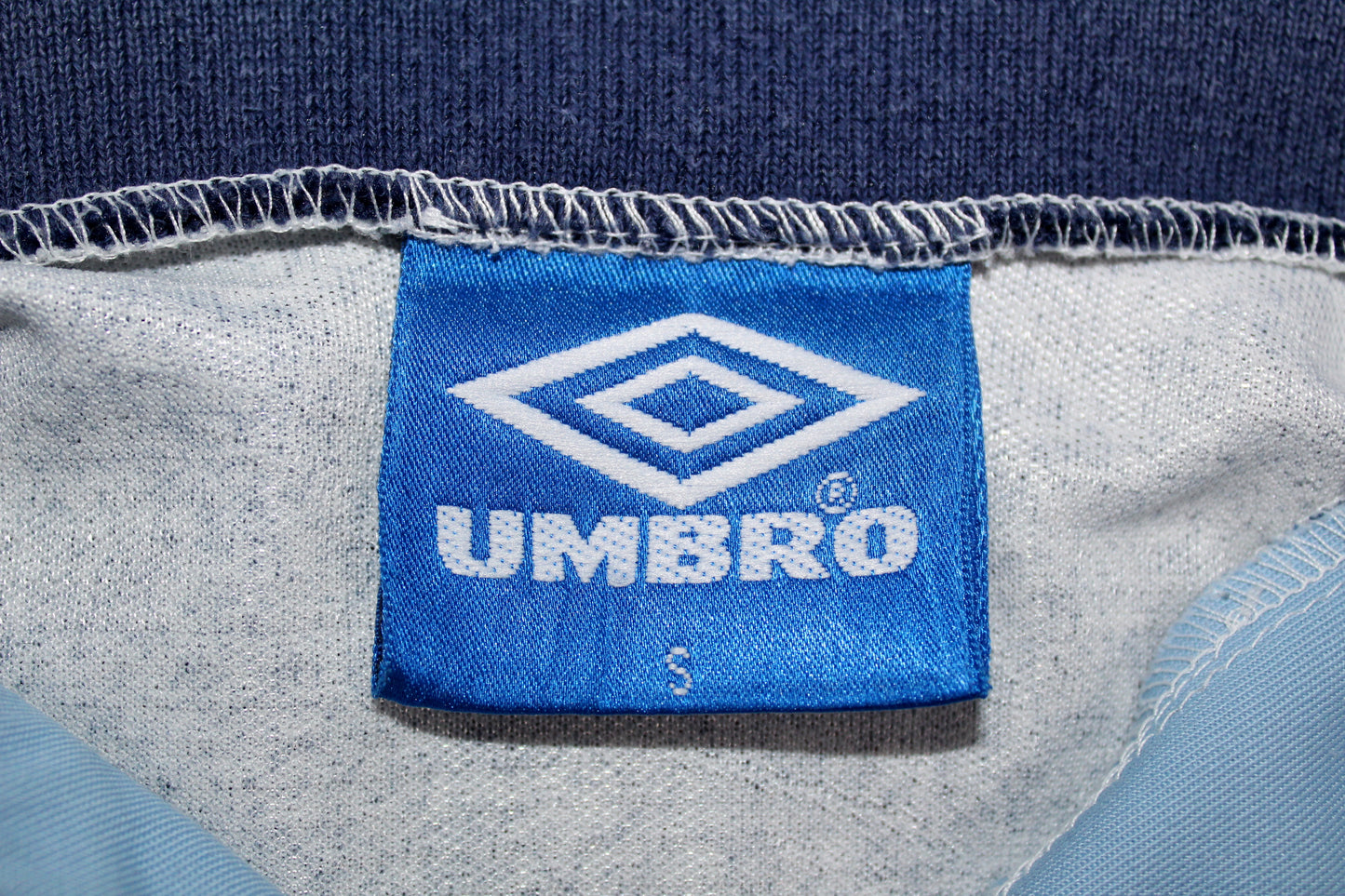 LAZIO 1994-95 VINTAGE UMBRO THIRD FOOTBALL SHIRT SMALL
