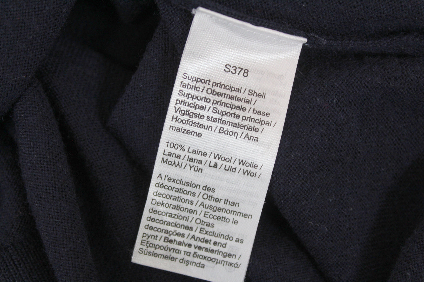 LACOSTE VINTAGE REGULAR FIT WOOL JUMPER LARGE