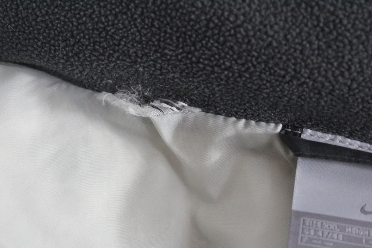 NIKE VINTAGE DOWN PUFFER GILET XXL