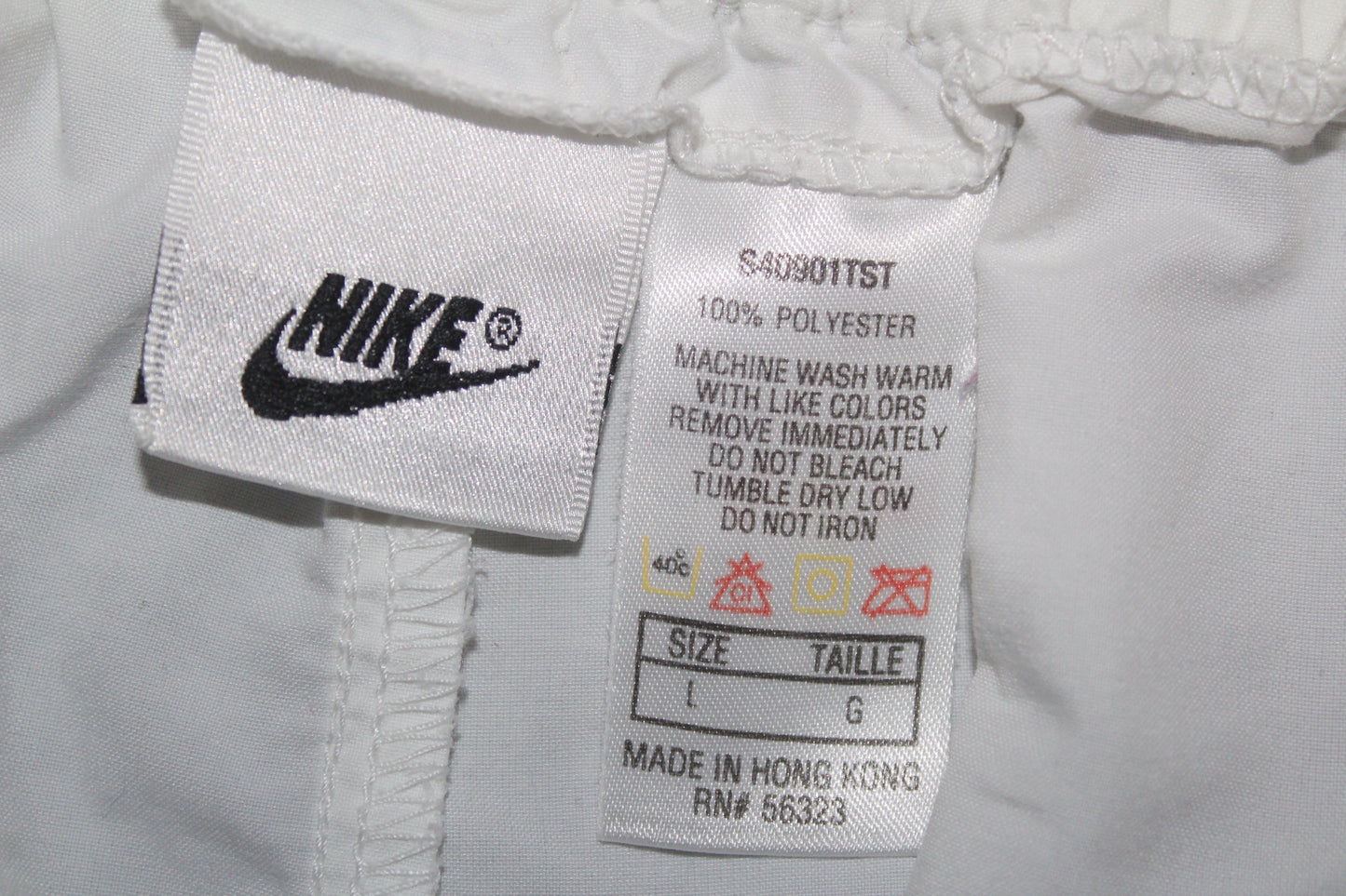 NIKE 90'S VINTAGE TENNIS SHORTS LARGE