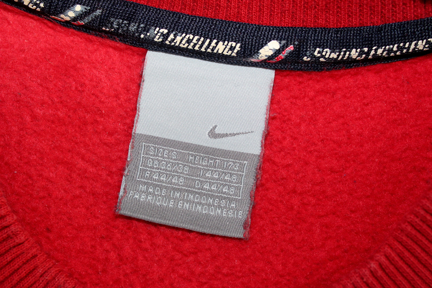 NIKE VINTAGE SWEATSHIRT SMALL