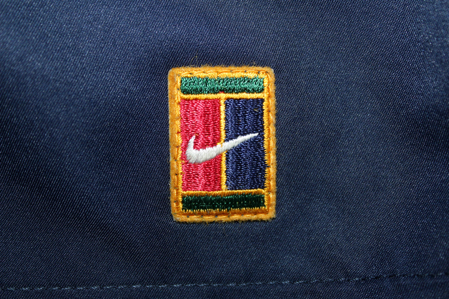 NIKE 90'S VINTAGE TN CHALLENGE COURT SAMPRAS TENNIS SHORTS SMALL