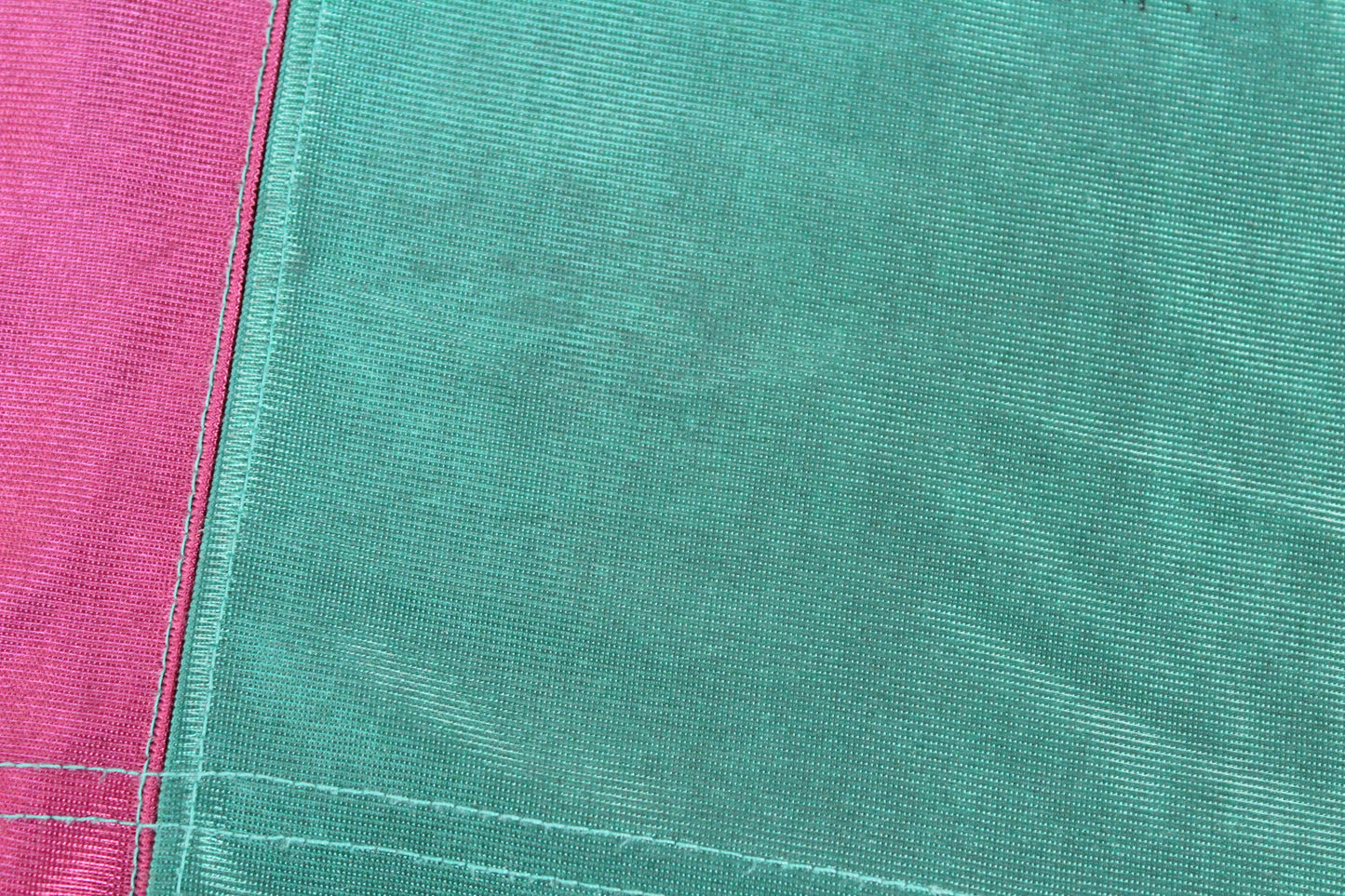 NUTMEG MILLS 90'S VINTAGE ANAHEIM MIGHTY DUCKS NHL ICE HOCKEY GRAPHIC T-SHIRT XL