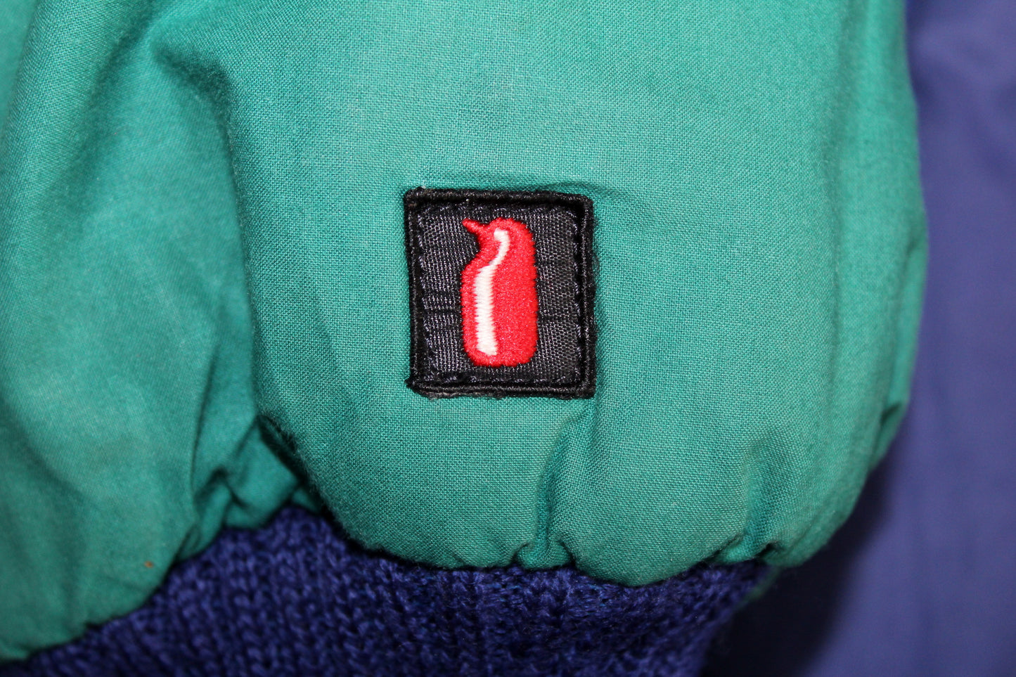 ELLESSE PENGUIN 80'S VINTAGE SKI PUFFER JACKET SMALL