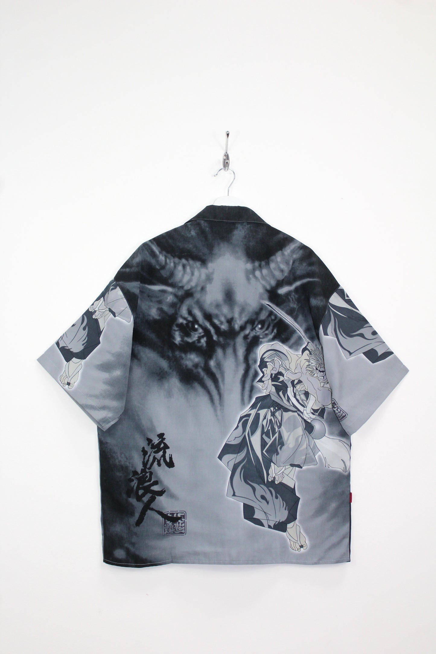 VINTAGE SNOW DRAGON SHORT SLEEVE BUTTON DOWN SAMURAI SHIRT XL