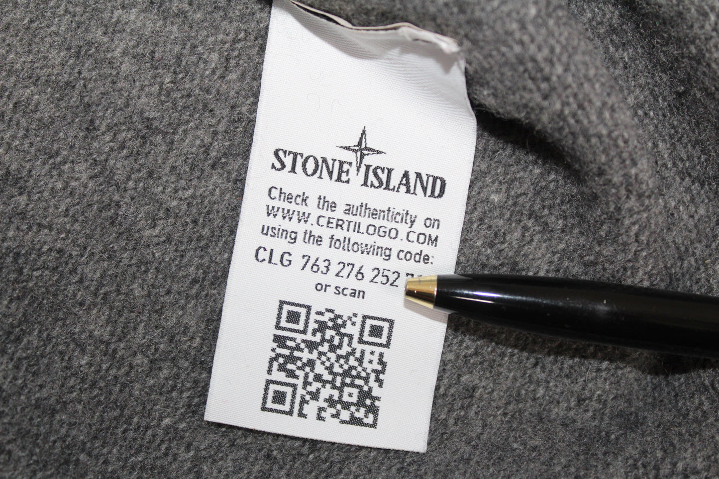 STONE ISLAND KNIT WOOL SWEATSHIRT MEDIUM