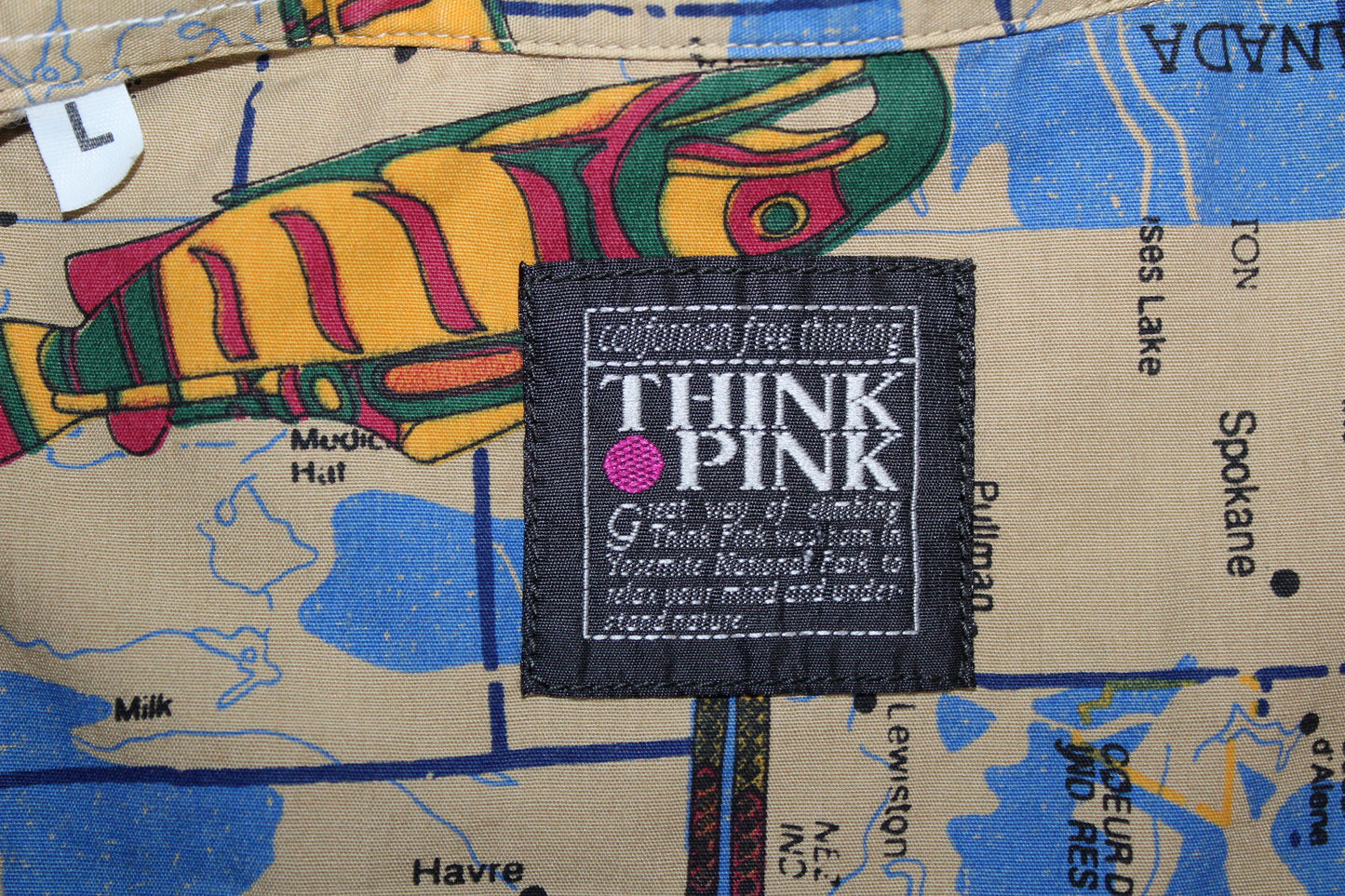 VINTAGE THINK PINK ALL OVER PRINT CANADA MAP SHORT SLEEVE BUTTON DOWN SHIRT LARGE