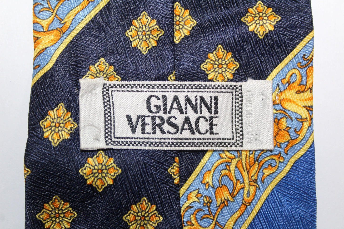 VINTAGE GIANNI VERSACE BAROQUE PATTERN SILK TIE