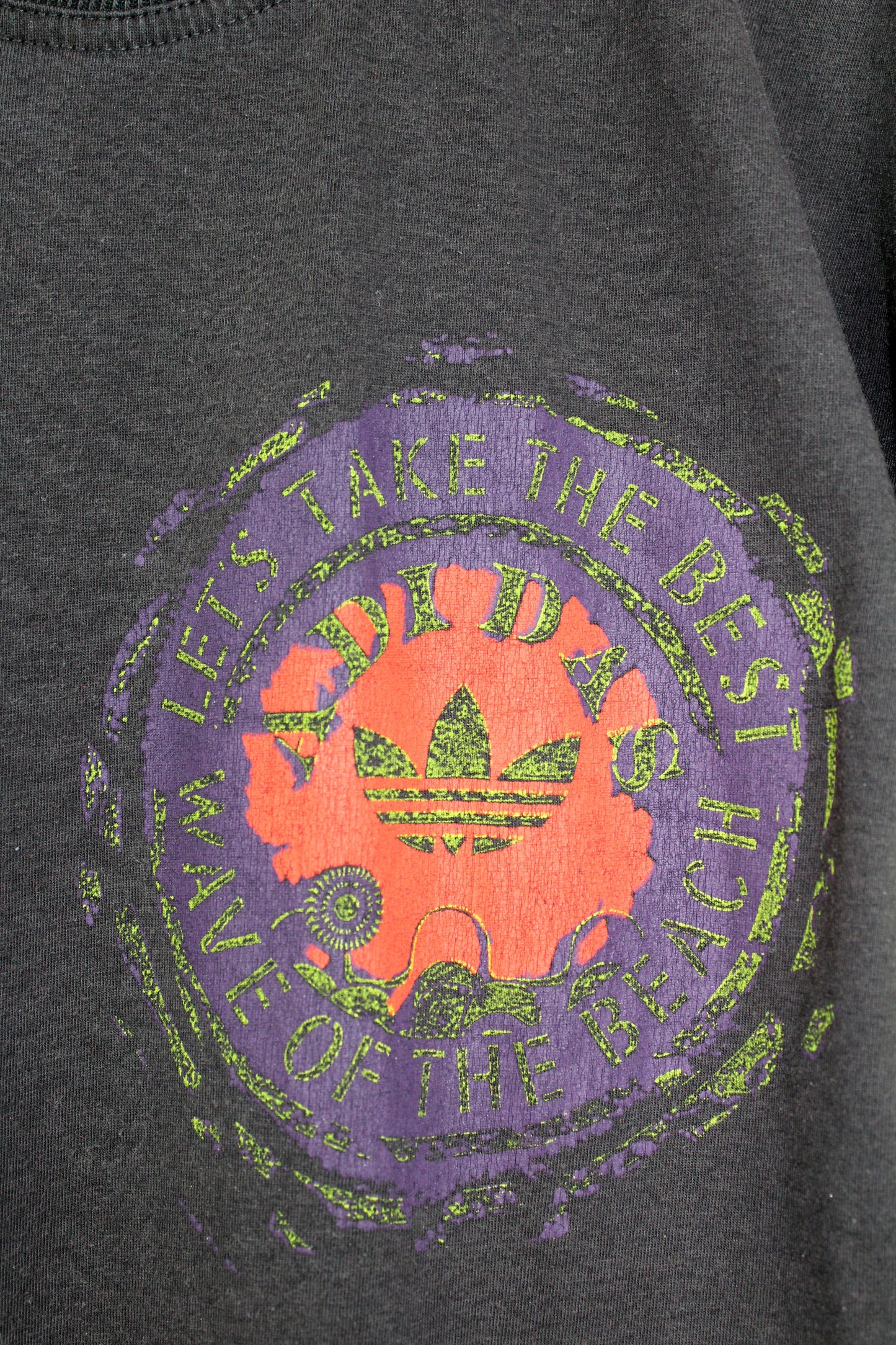 ADIDAS 90'S VINTAGE LET'S TAKE THE BEST WAVE OF THE BEACH T-SHIRT MEDIUM