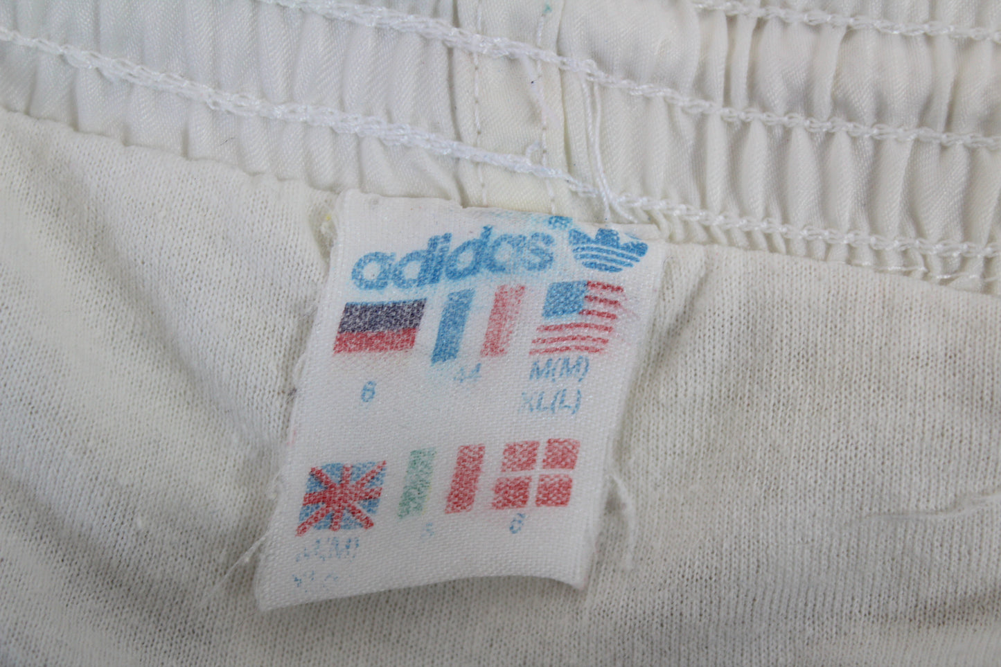 ADIDAS VENTEX VINTAGE CZECH REPUBLIC WORLD CUP 1990 HOME FOOTBALL SHORTS LARGE