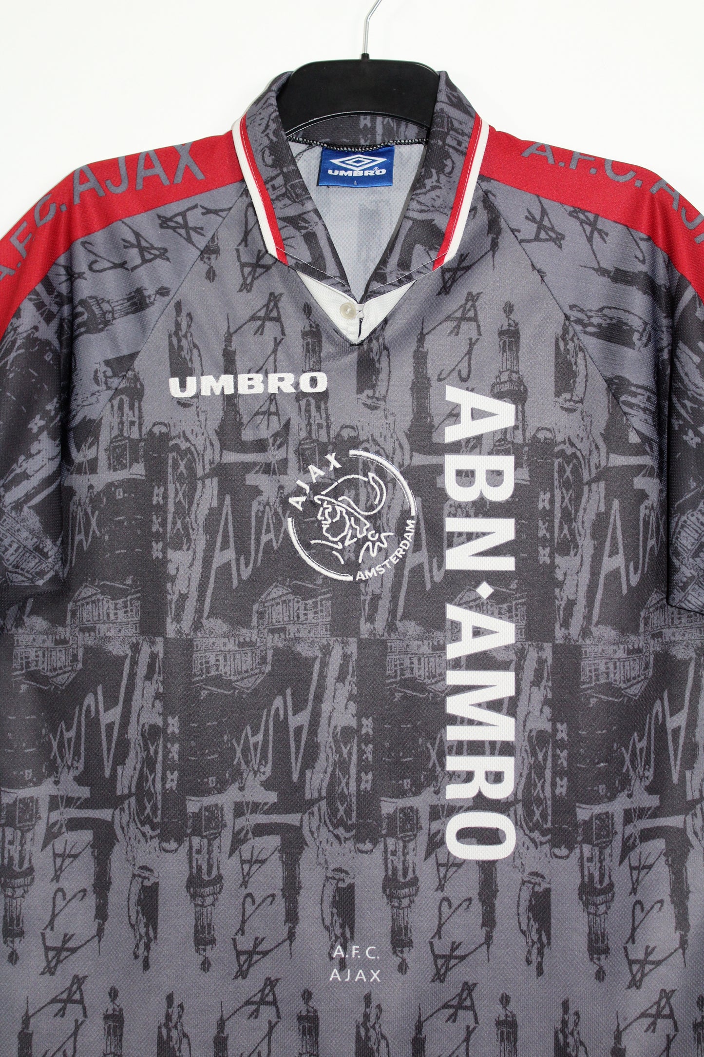 AJAX 1996-1997 UMBRO AWAY FOOTBALL SHIRT LARGE