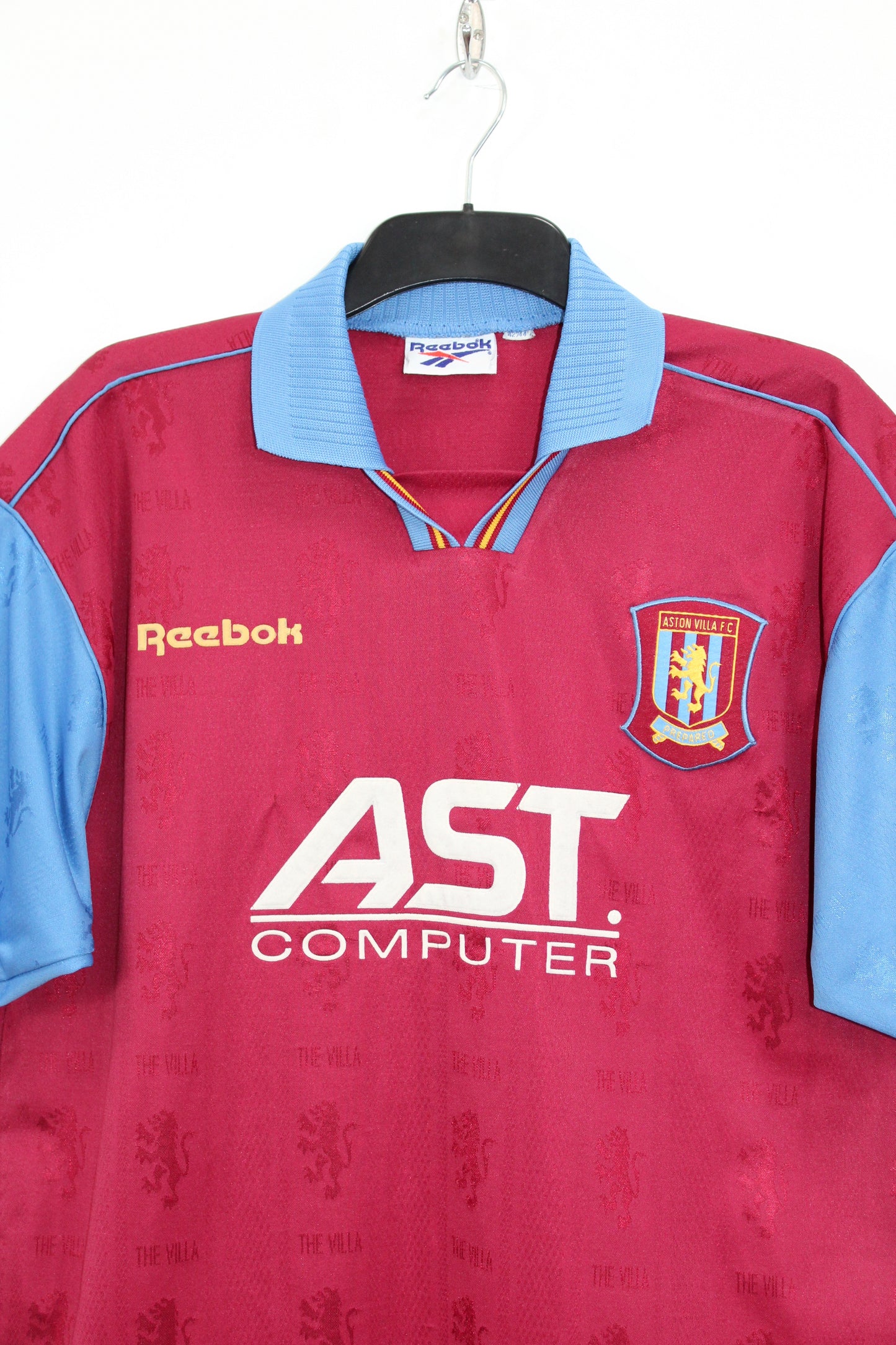 ASTON VILLA 1995-1997 REEBOK HOME FOOTBALL SHIRT LARGE