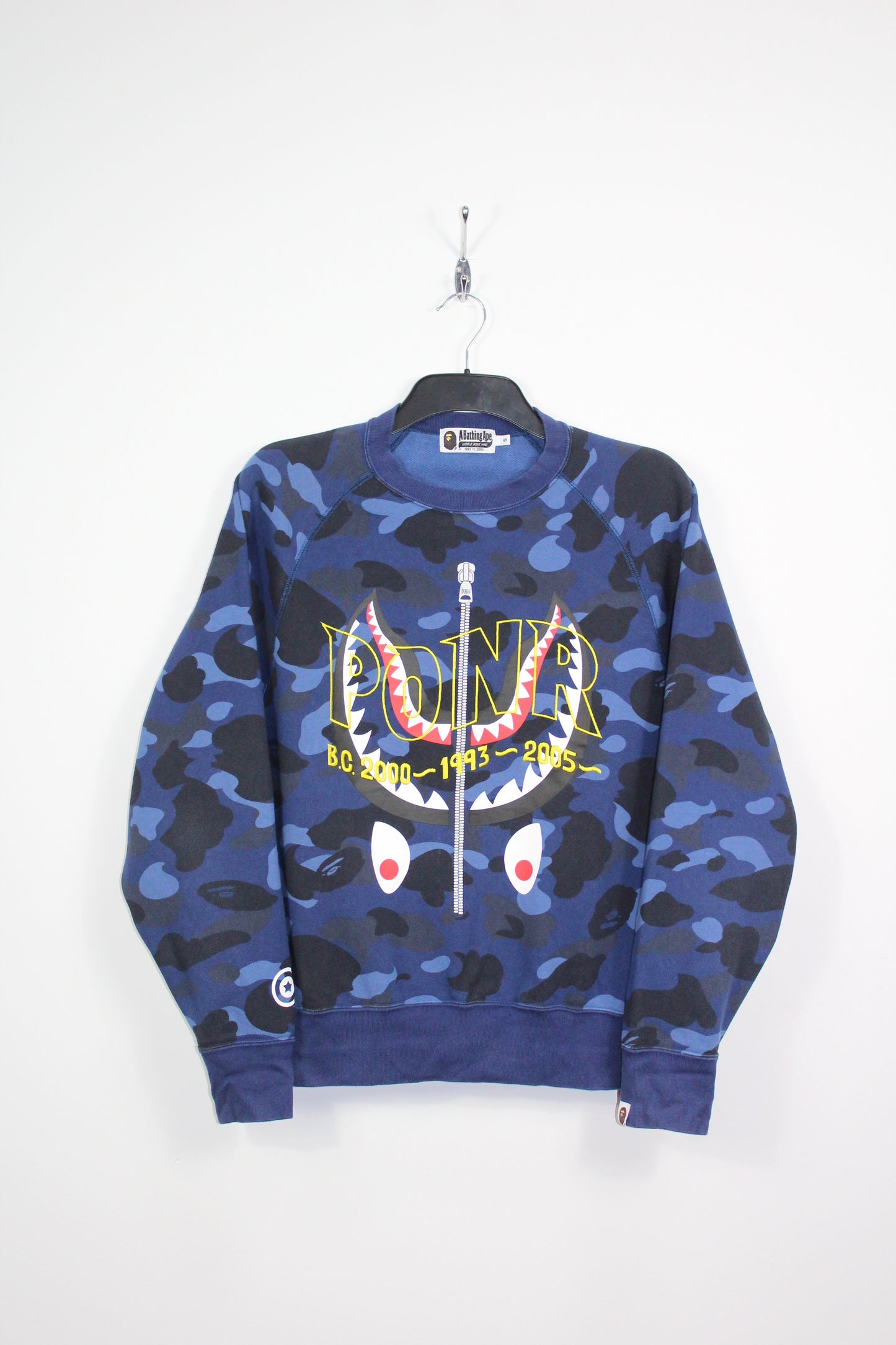 BAPE COLOR CAMO PONR SHARK CREW NECK SWEATSHIRT