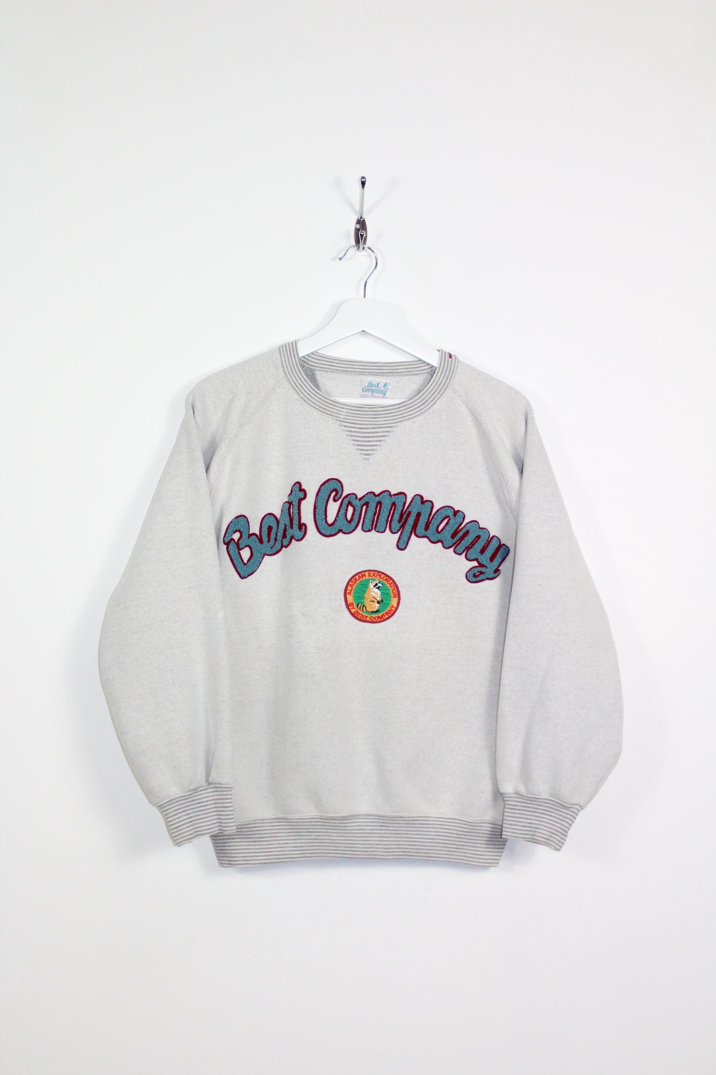 BEST COMPANY 80'S VINTAGE EMBROIDERED RACCOON SWEATSHIRT LARGE