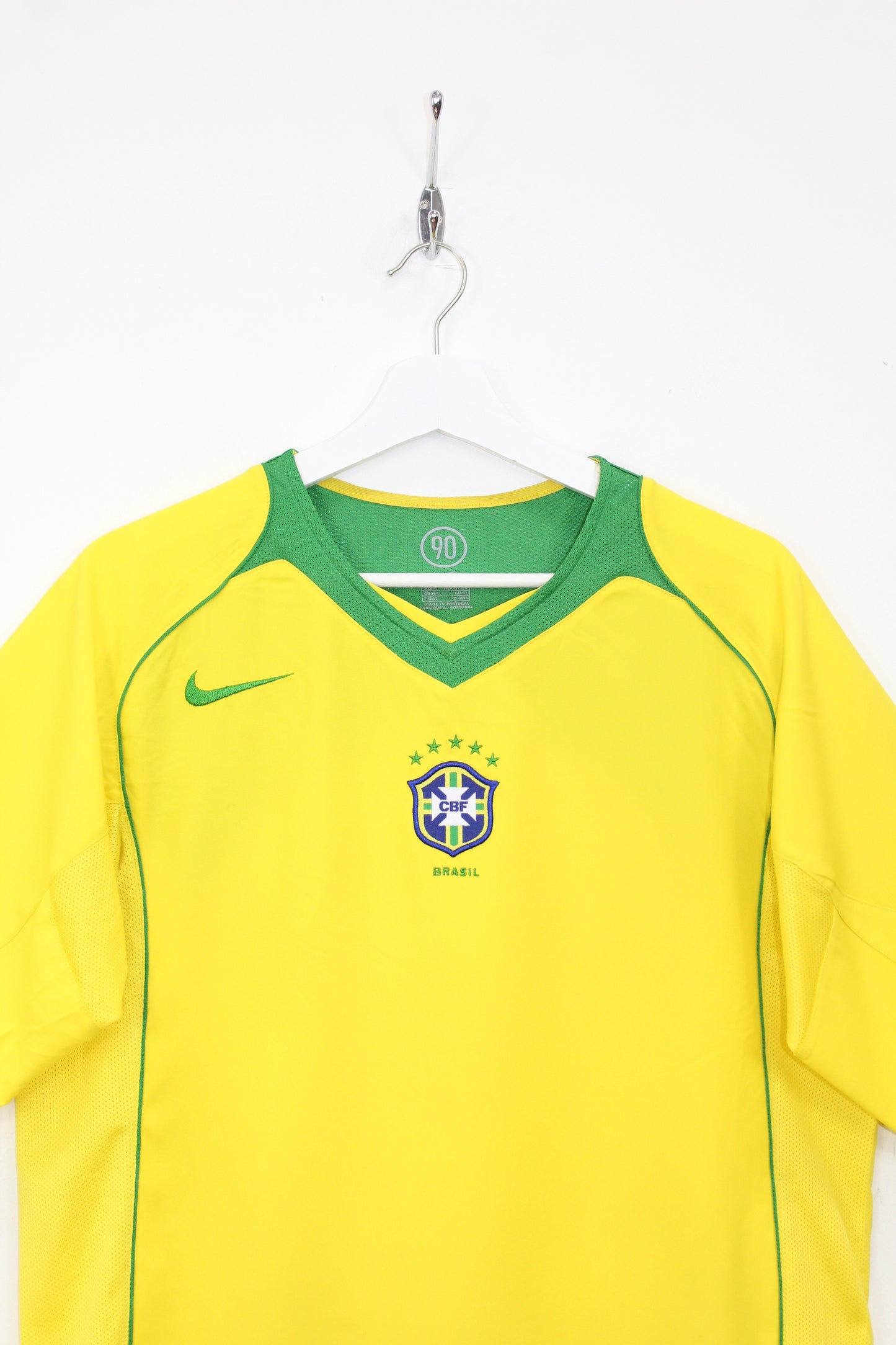 VINTAGE BRAZIL 2004 NIKE HOME FOOTBALL SHIRT MEDIUM