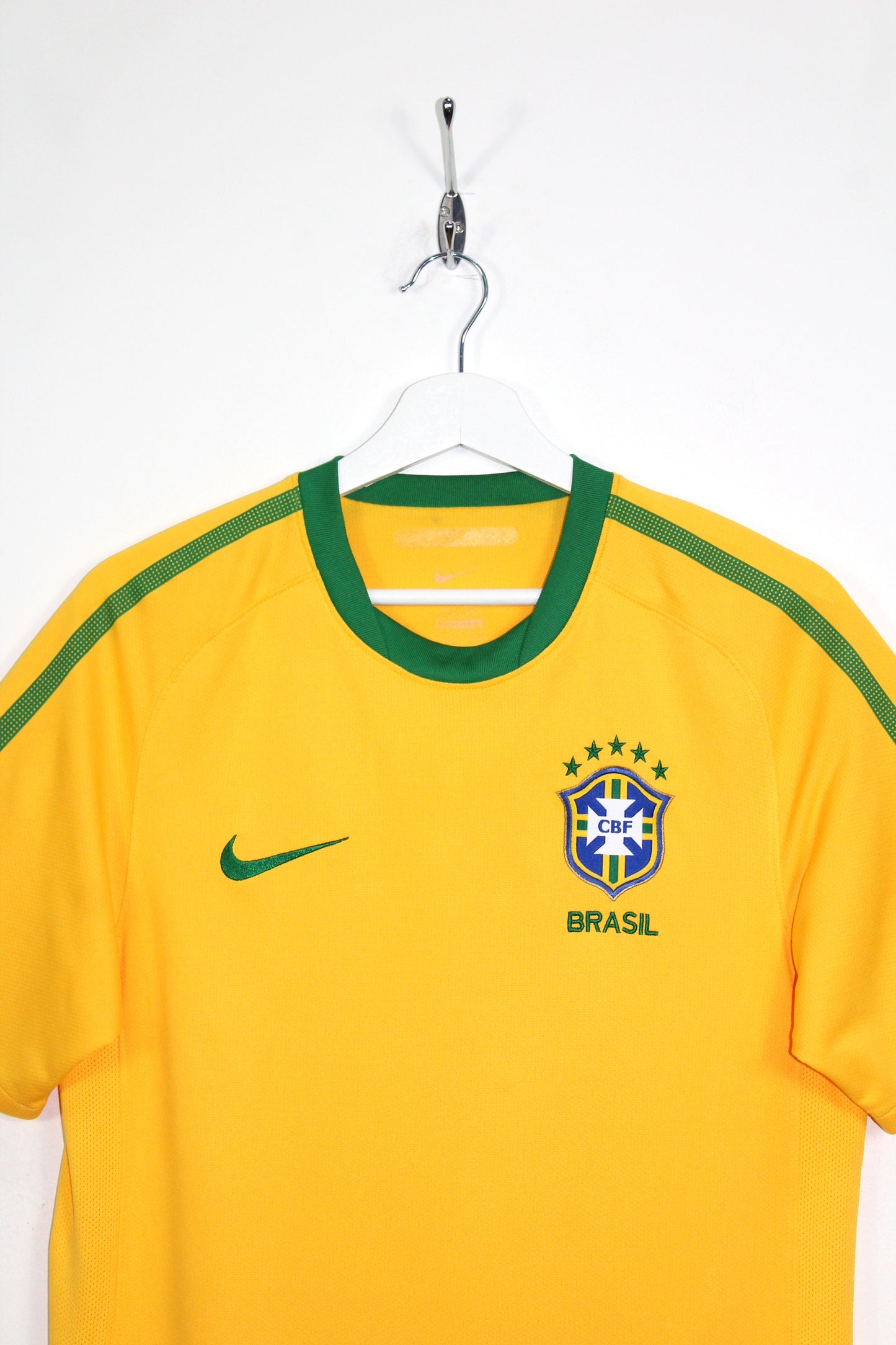 BRAZIL 2010-11 NIKE HOME FOOTBALL SHIRT SMALL