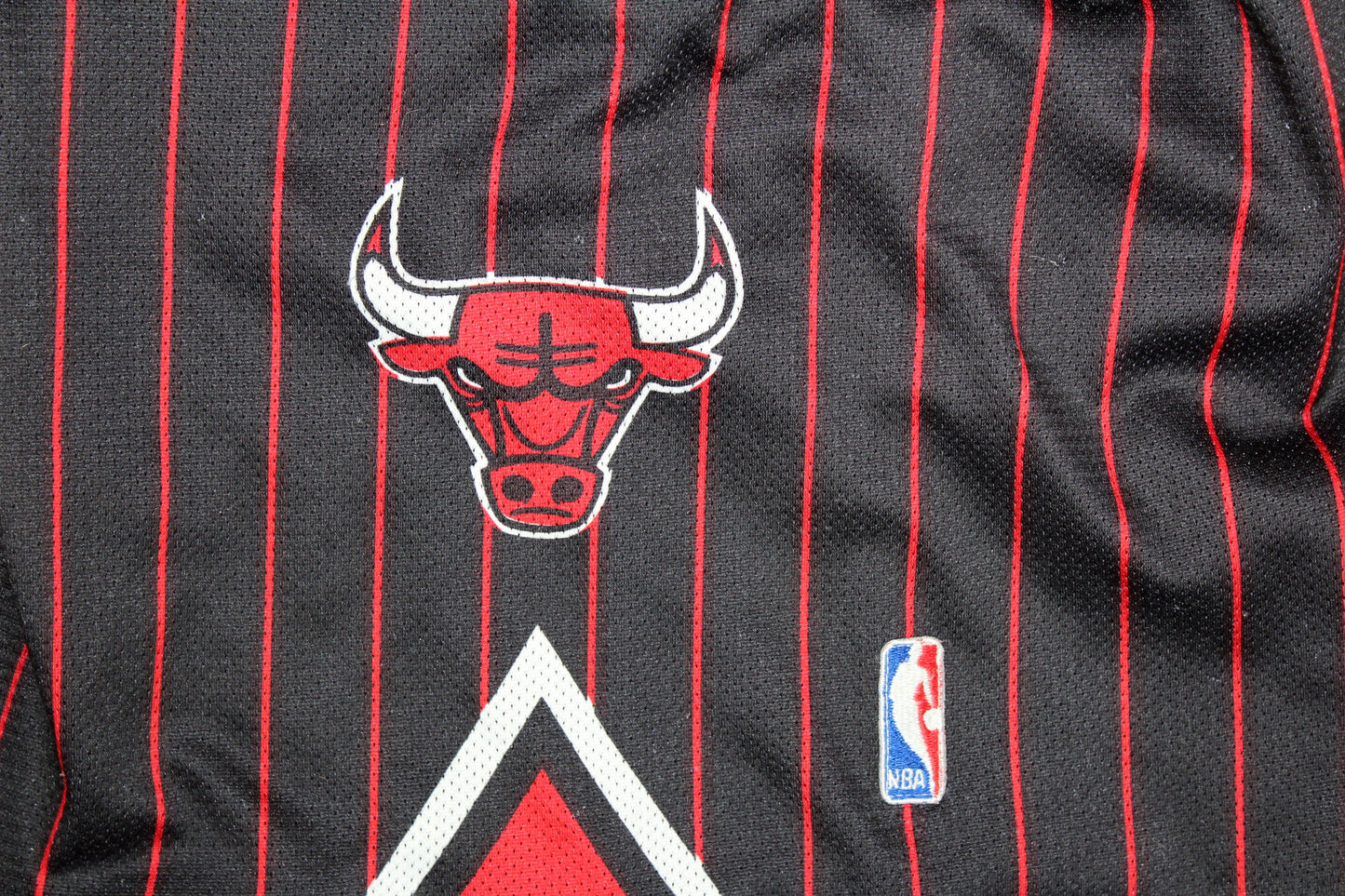 VINTAGE CHAMPION CHICAGO BULLS 1996 NBA SHORTS XL