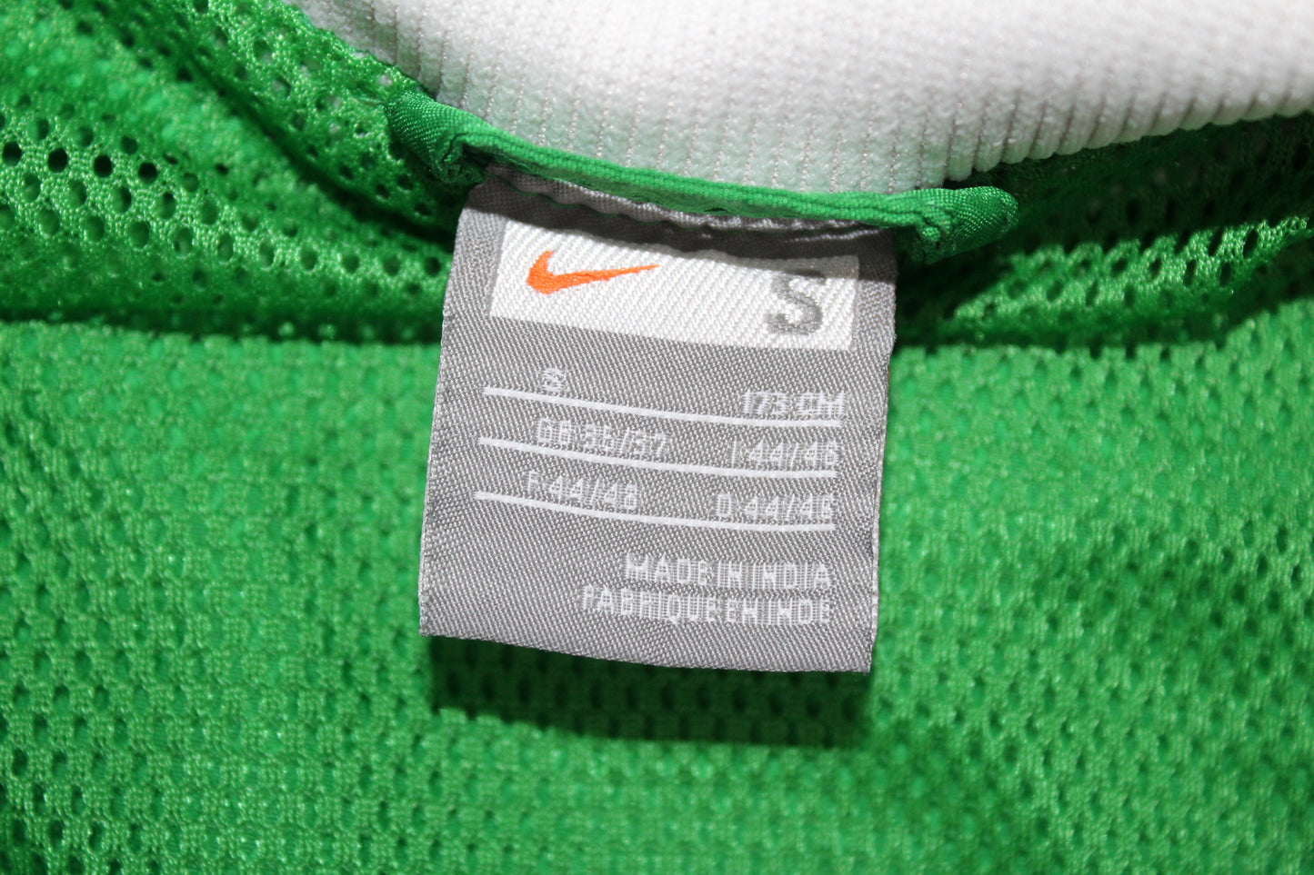 NIKE CELTIC 2008-09 TRACKSUIT TOP JACKET SMALL
