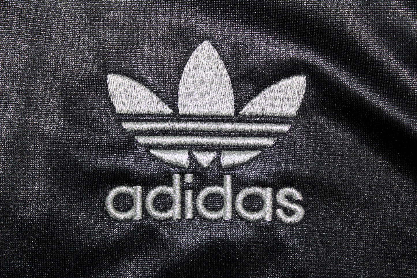 ADIDAS CHILE 62 SHINY SUPERSTAR PADDED SHERPA HOODIE JACKET MEDIUM