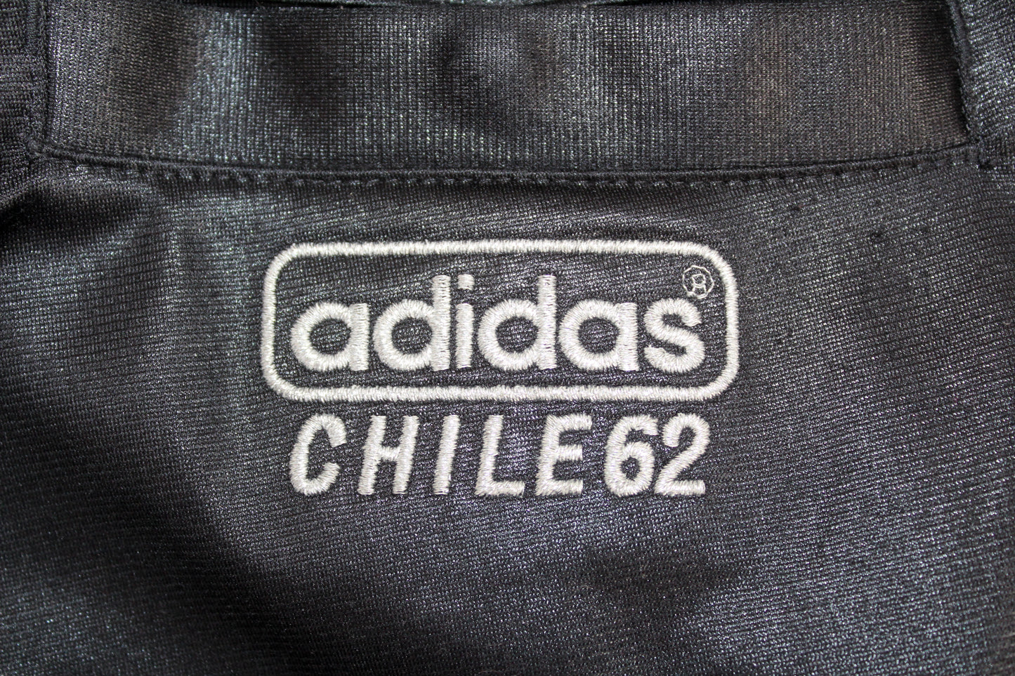 ADIDAS CHILE 62 SHINY SUPERSTAR RIBBED TRACKSUIT TOP BOTTOMS MEDIUM UK 12