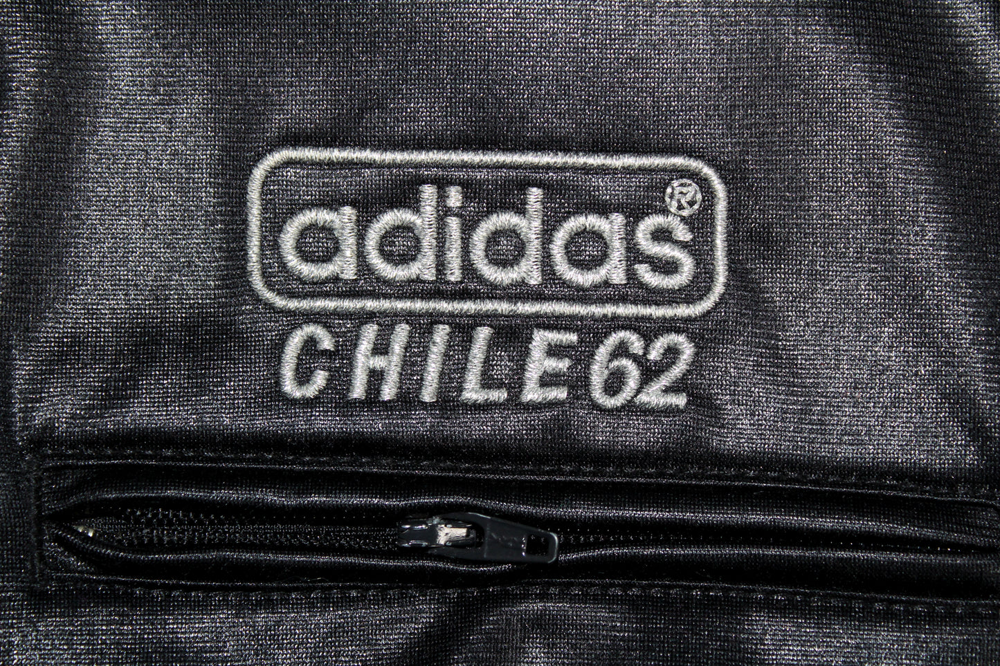 ADIDAS CHILE 62 SHINY SUPERSTAR PADDED SHERPA HOODIE JACKET MEDIUM