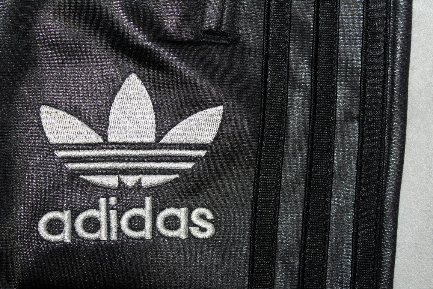 ADIDAS CHILE 62 SHINY SUPERSTAR RIBBED TRACKSUIT BOTTOMS SMALL