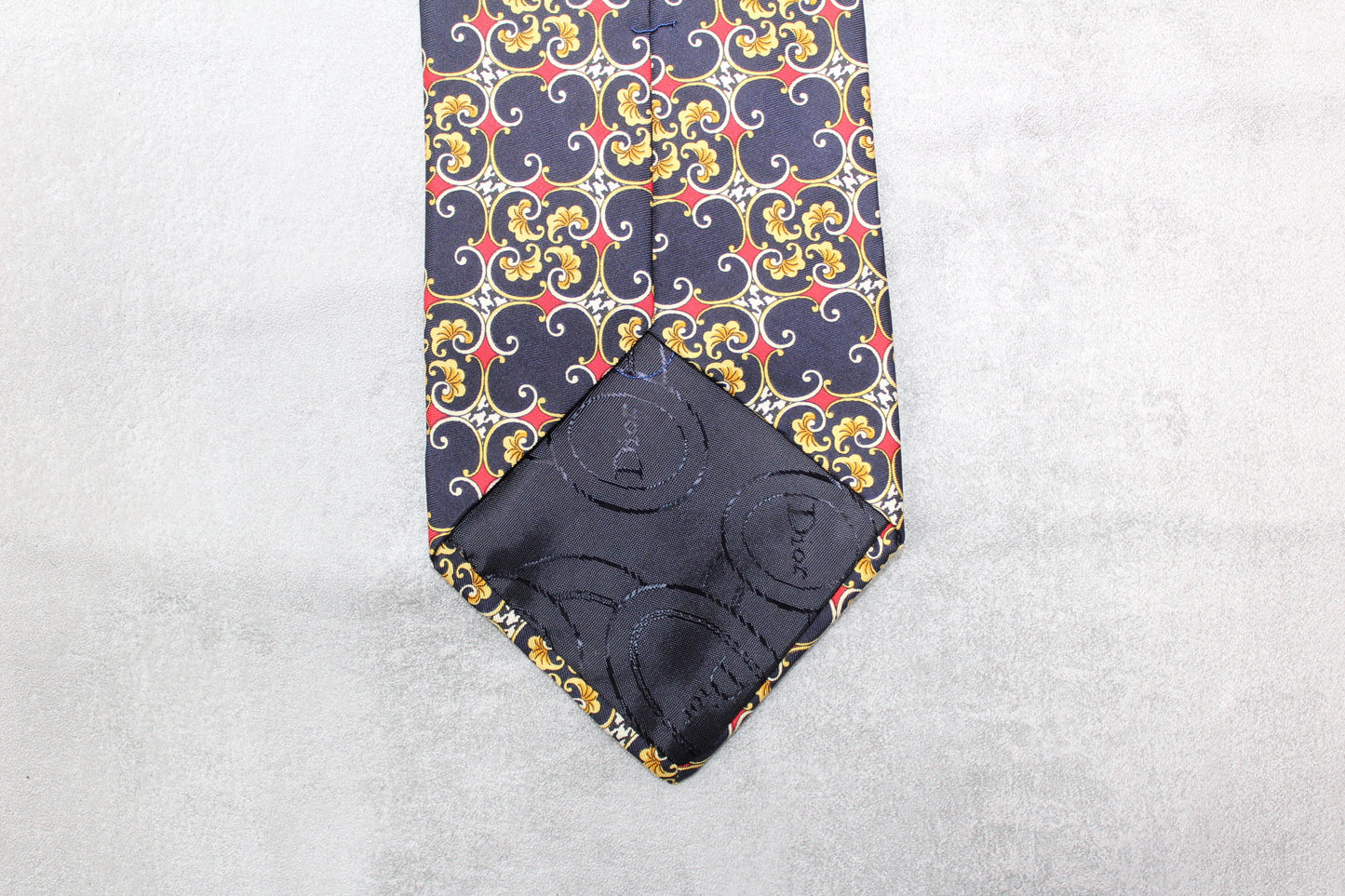 VINTAGE CHRISTIAN DIOR BAROQUE PATTERN SILK TIE