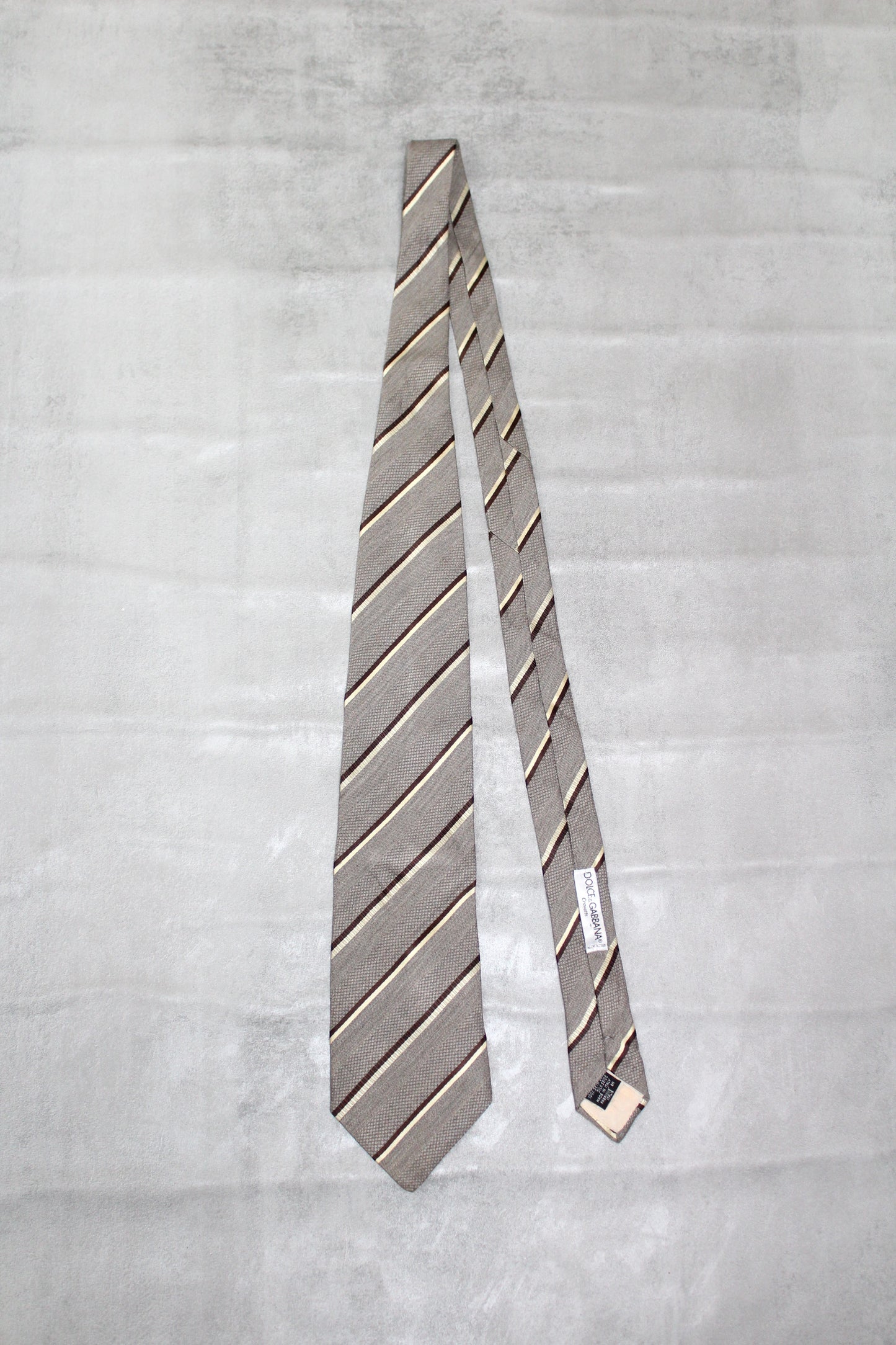 VINTAGE DOLCE & GABBANA PEEK A BOO PIN UP STRIPE PATTERN SILK TIE