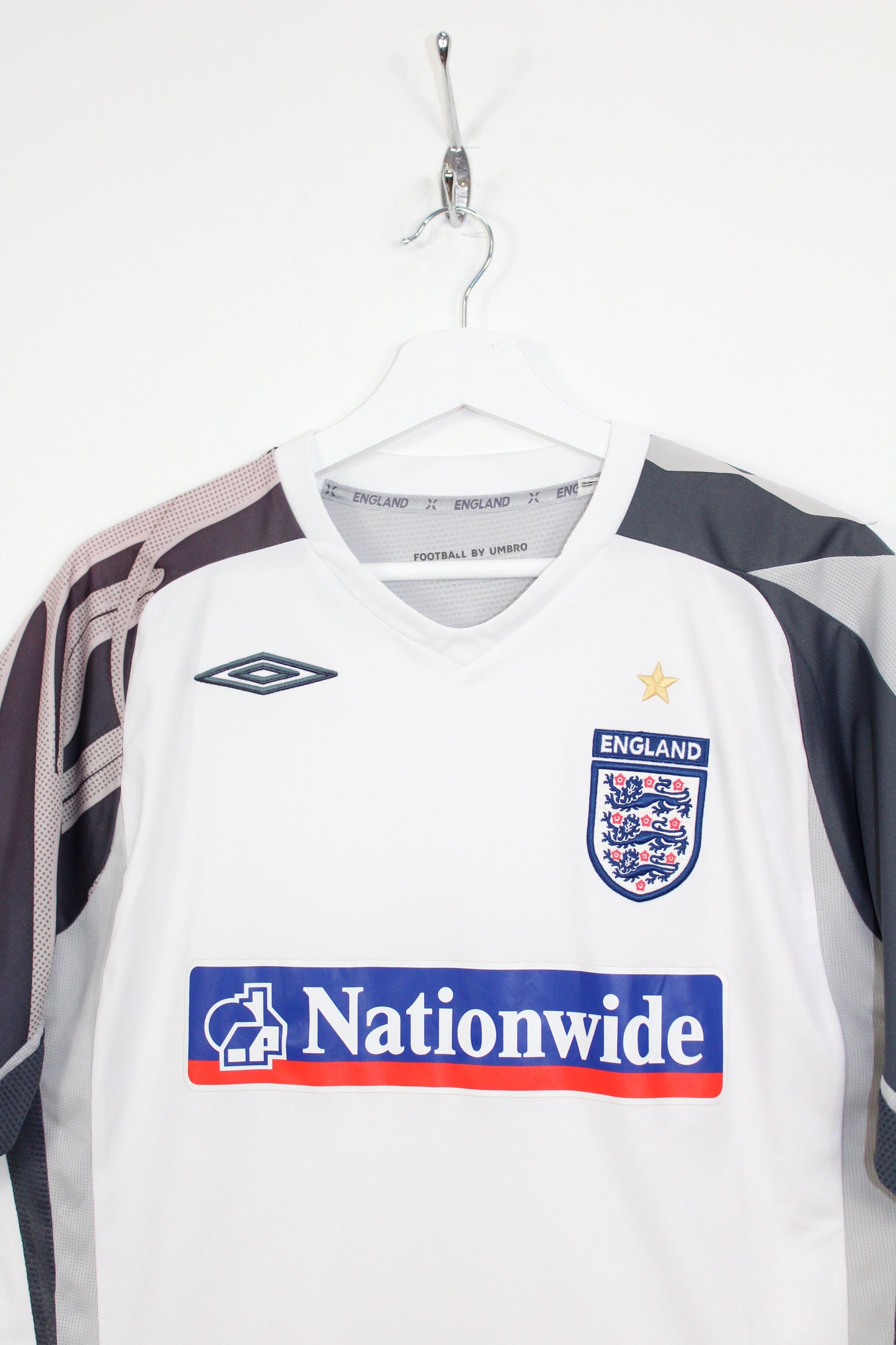 ENGLAND 2002 VINTAGE UMBRO TRAINING FOOTBALL SHIRT LARGE