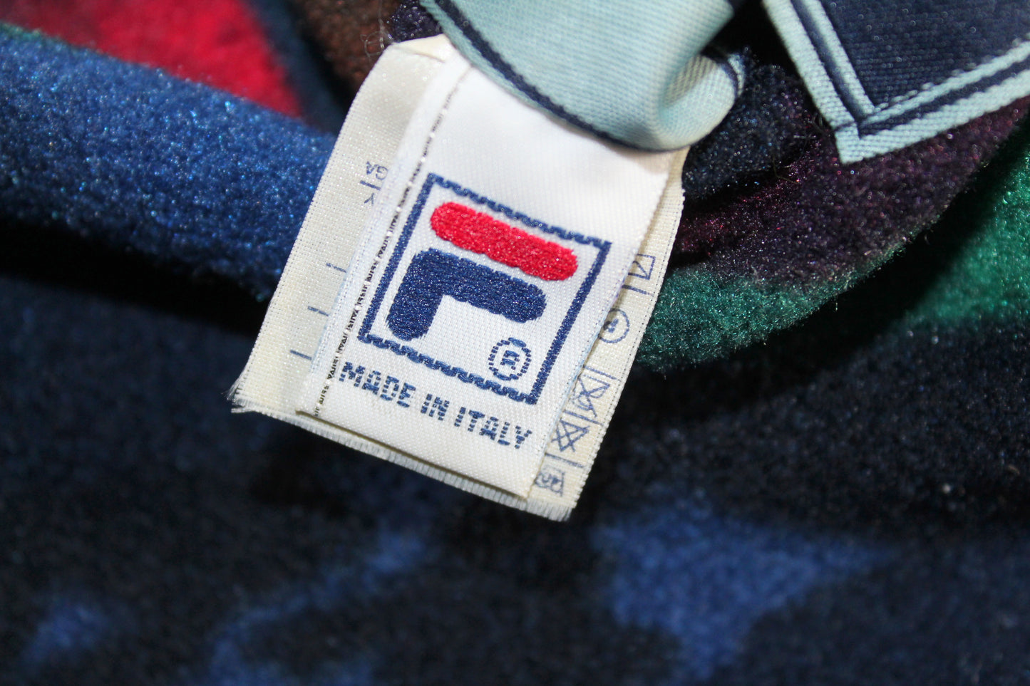 FILA 90'S VINTAGE ABSTRACT PATTERN SCARF