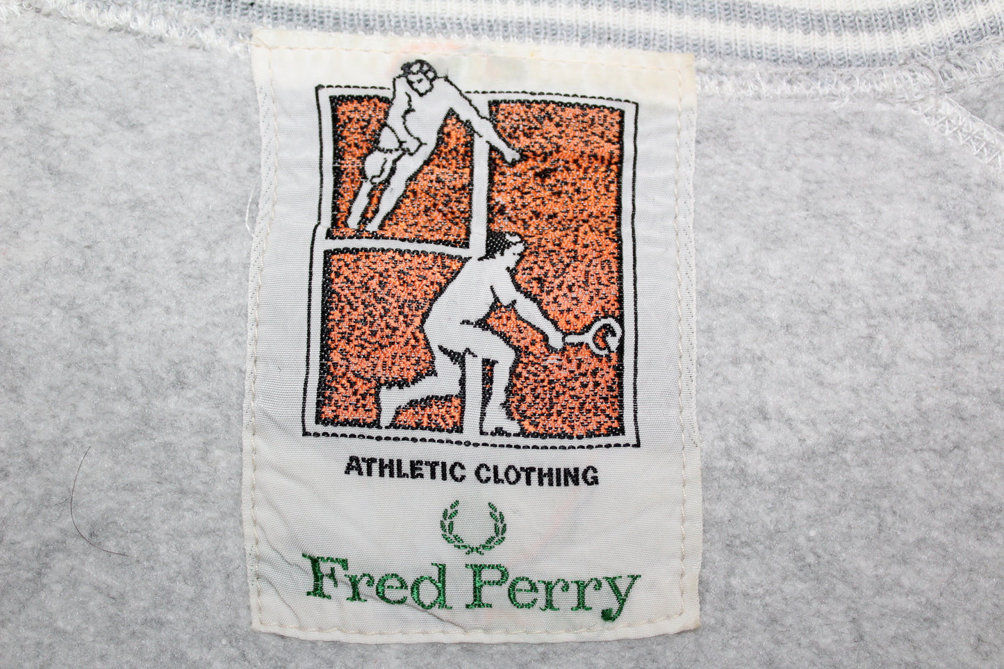 FRED PERRY 80'S VINTAGE SKY ACROBATIC SCENE SWEATSHIRT MEDIUM