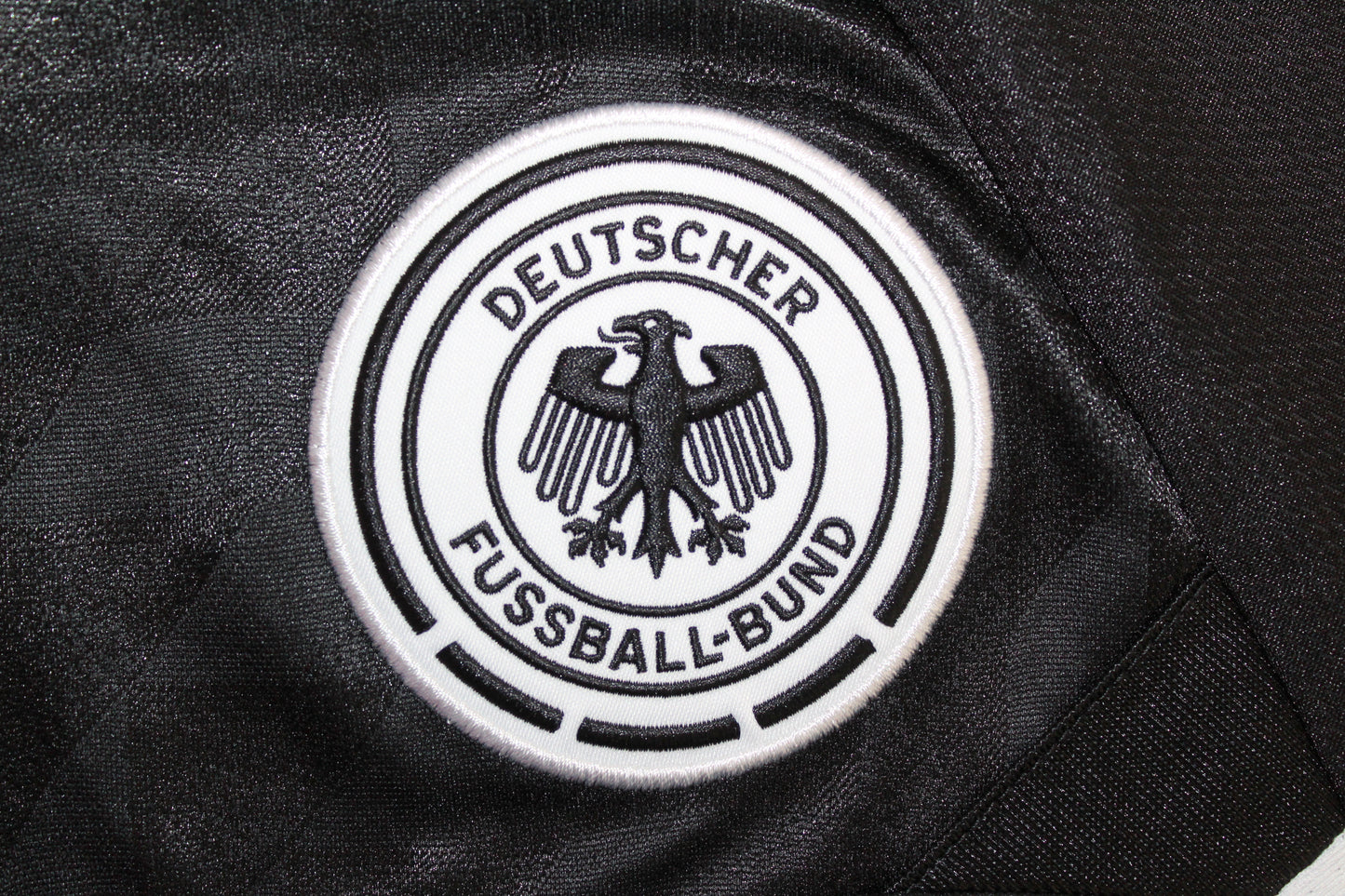 ADIDAS ORIGINALS GERMANY WORLD CUP 1990 FOOTBALL SHIRT MEDIUM