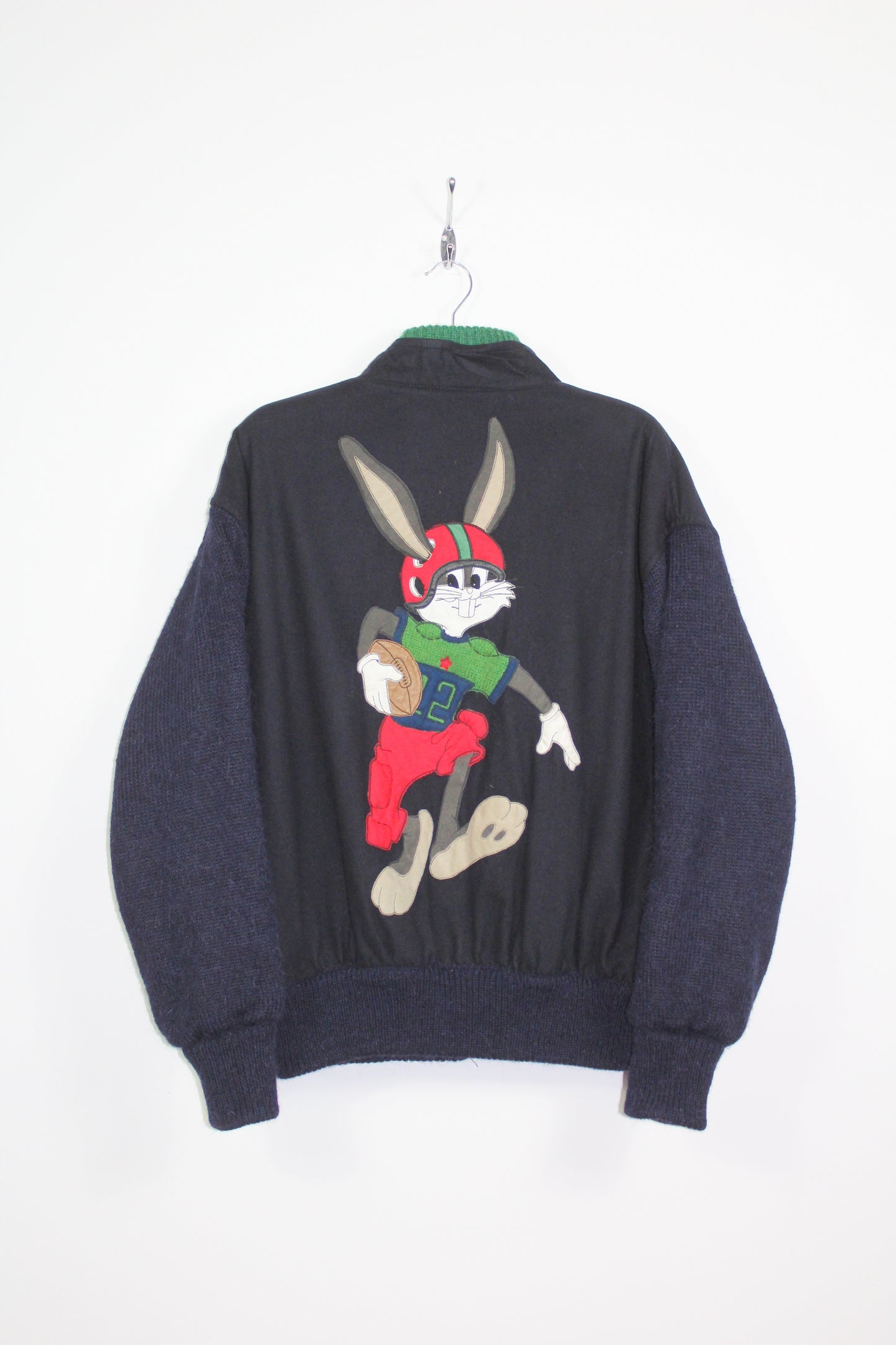 ICEBERG 1984 VINTAGE EMBROIDERED BUGS BUNNY AMERICAN FOOTBALL SCENE WOOL  VARSITY JACKET LARGE