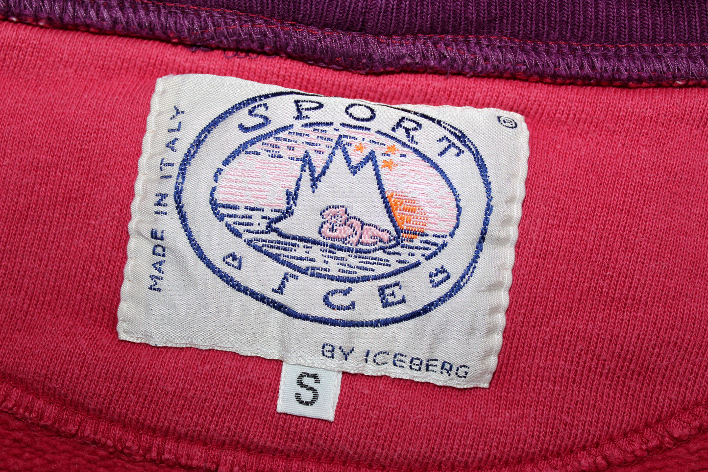 ICEBERG SPORT ICE 80'S VINTAGE EMBROIDERED FIGURE ICE SKATING SCENE SWEATSHIRT SMALL