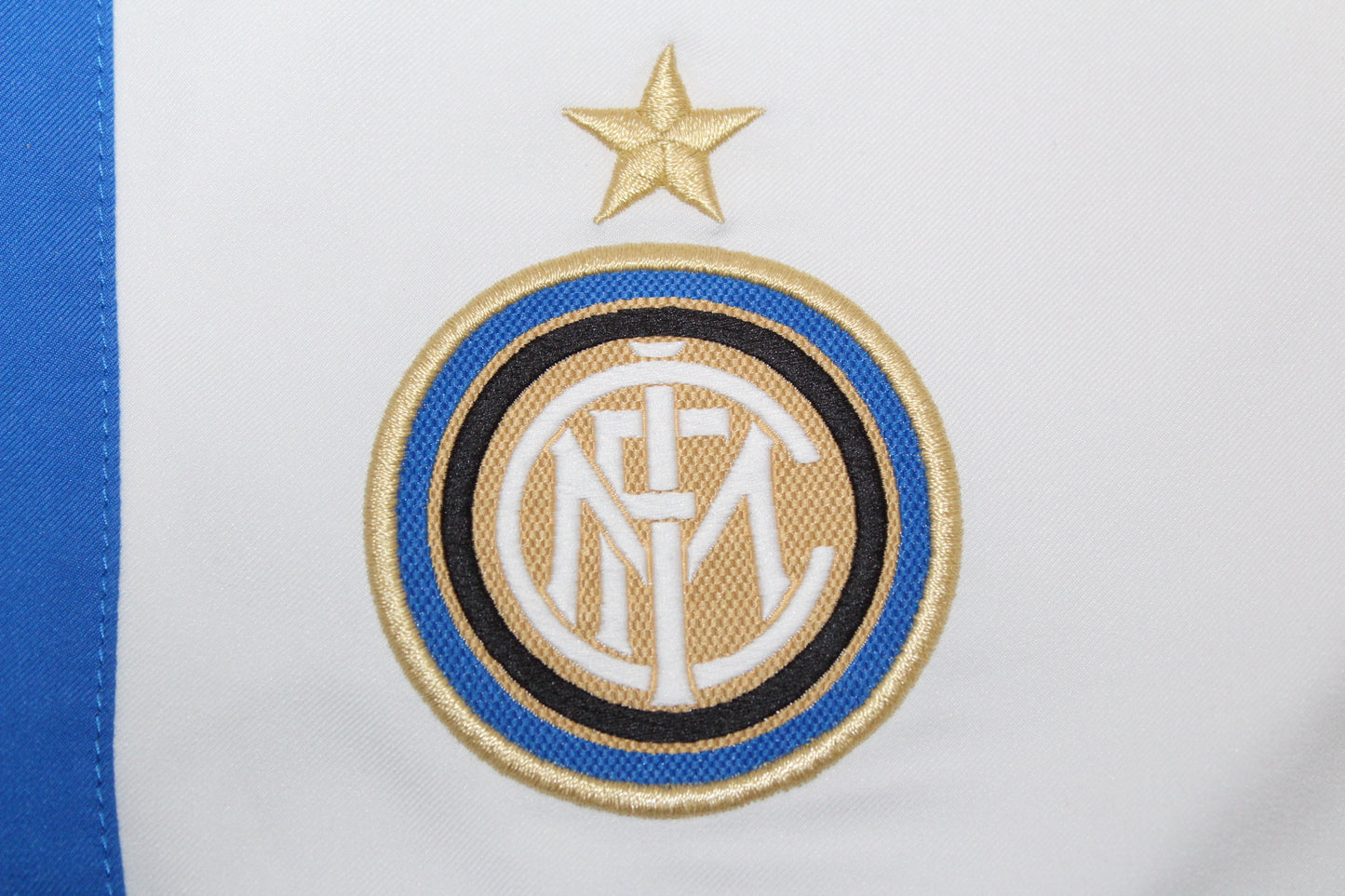 INTER MILAN 2015-16 NIKE AWAY FOOTBALL SHORTS MEDIUM