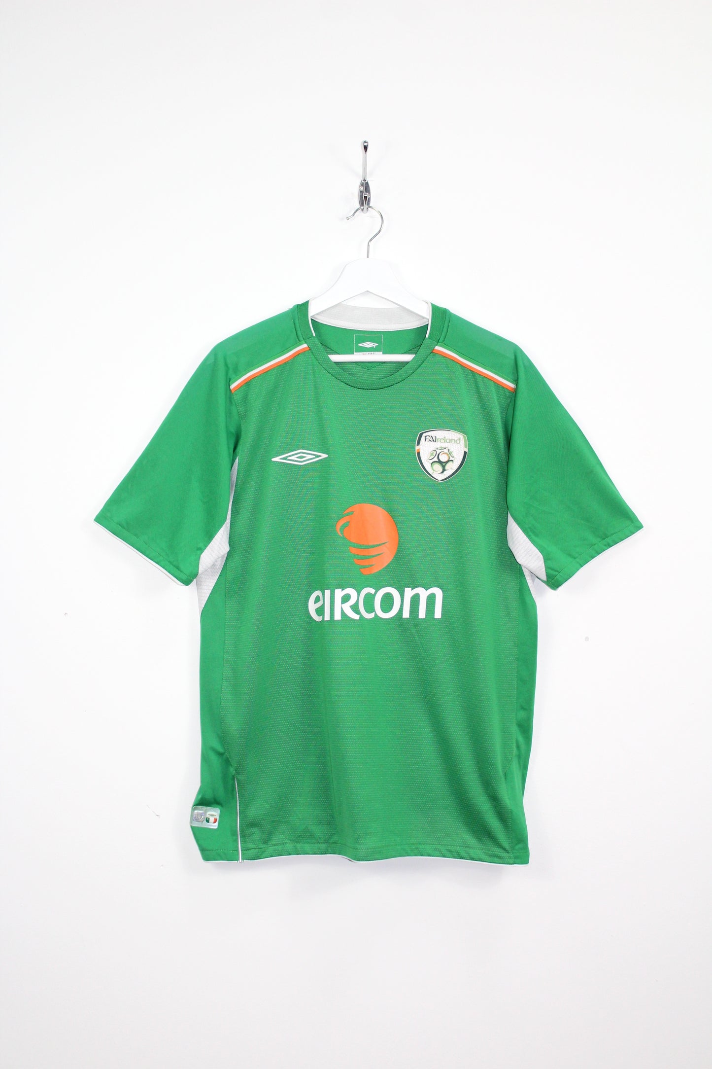 IRELAND 2004-06 UMBRO VINTAGE HOME FOOTBALL SHIRT #10 MEDIUM