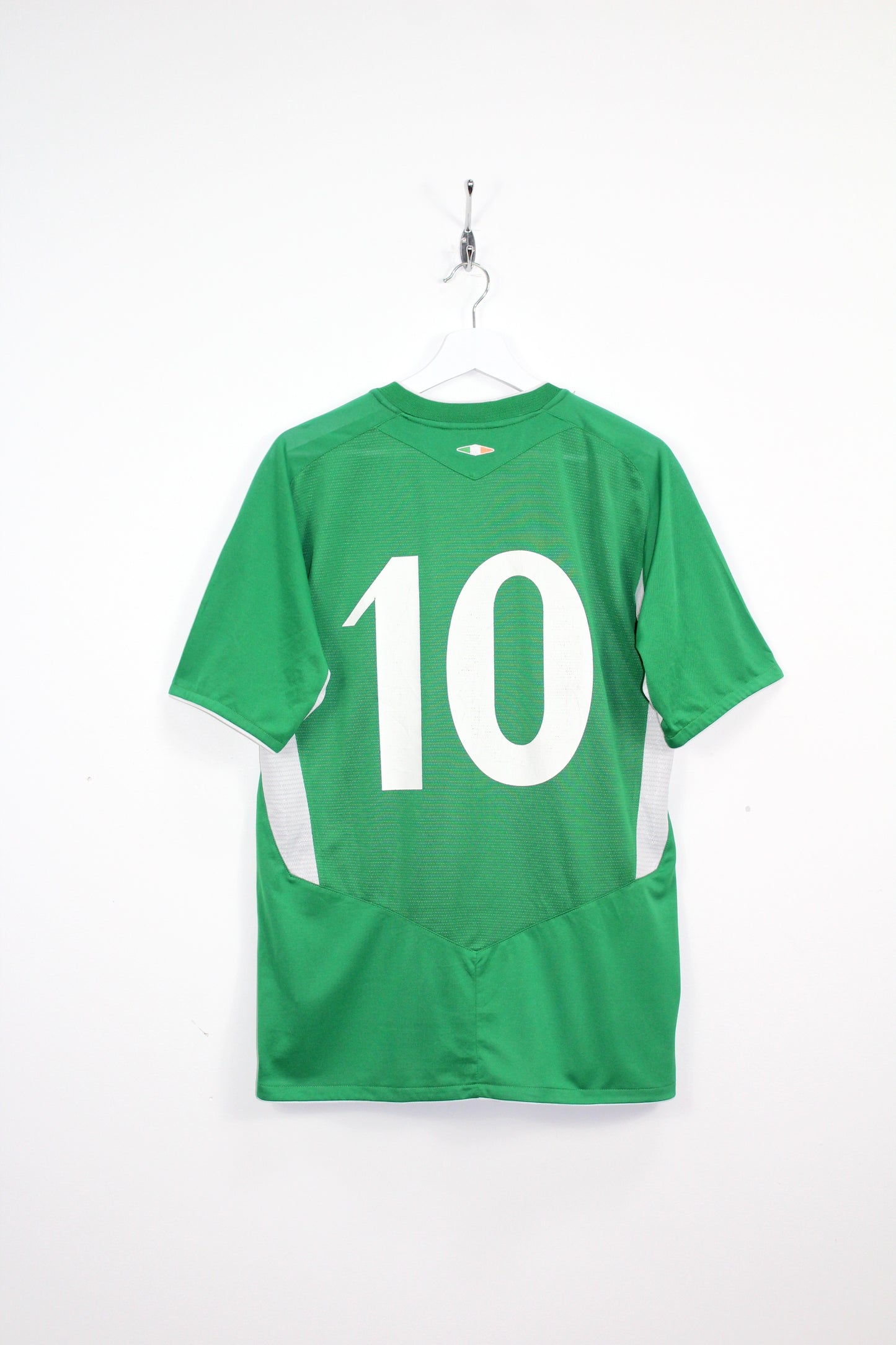 IRELAND 2004-06 UMBRO VINTAGE HOME FOOTBALL SHIRT #10 MEDIUM