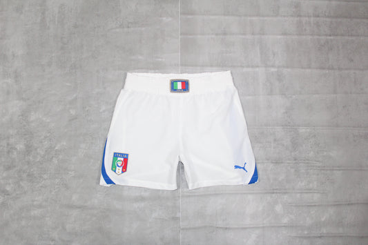 PUMA ITALY 2010-12 HOME FOOTBALL SHORTS SMALL