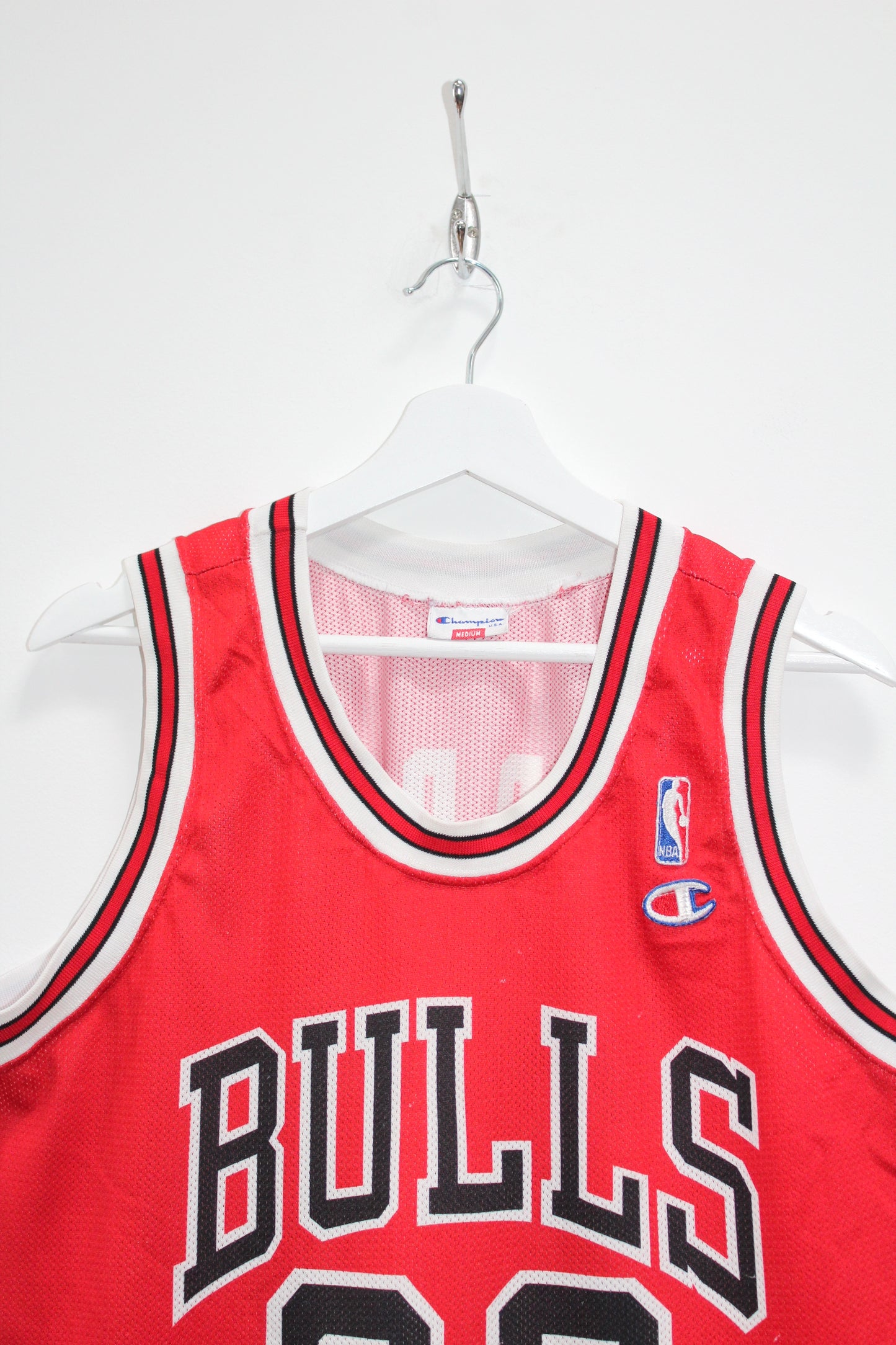 CHAMPION VINTAGE CHICAGO BULLS 1991-93 #23 JORDAN AWAY JERSEY MEDIUM