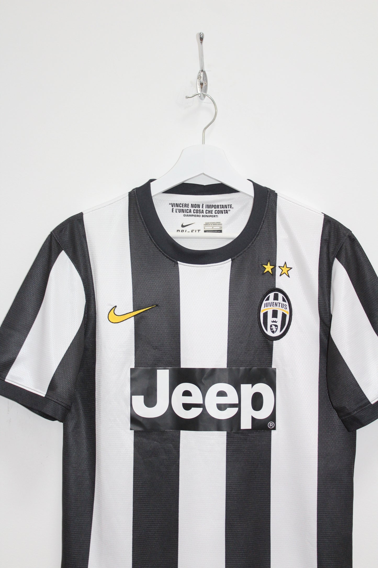 JUVENTUS 2012-13 NIKE HOME FOOTBALL SHIRT SMALL