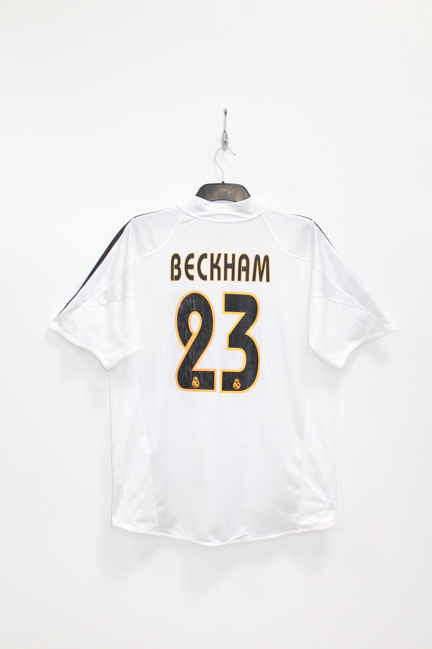 REAL MADRID 2004-05 ADIDAS HOME FOOTBALL SHIRT BECKHAM #23 MEDIUM