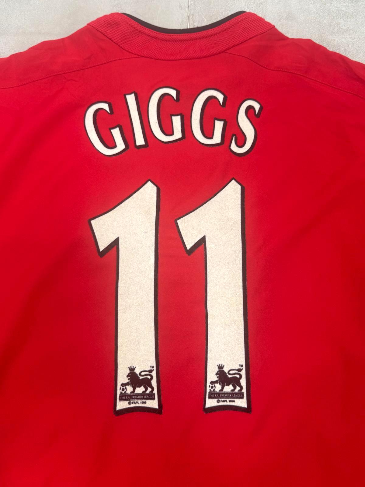 VINTAGE MANCHESTER UNITED 2002-04 NIKE HOME FOOTBALL SHIRT GIGGS #11 SMALL