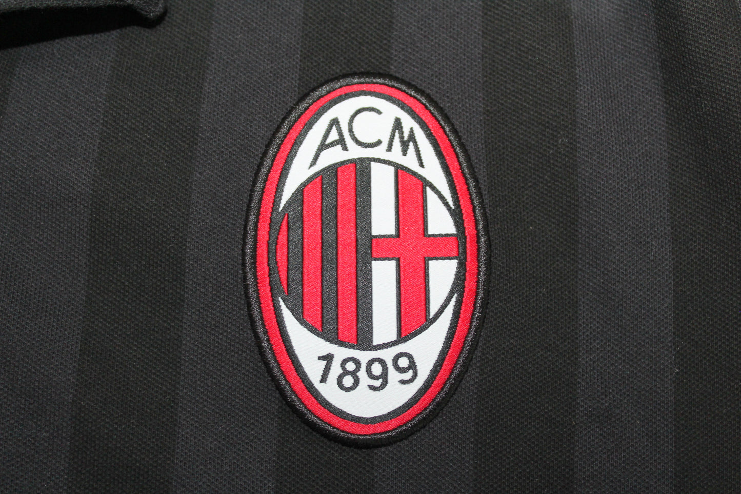 AC MILAN 2011 ADIDAS FOOTBALL POLO SHIRT MEDIUM