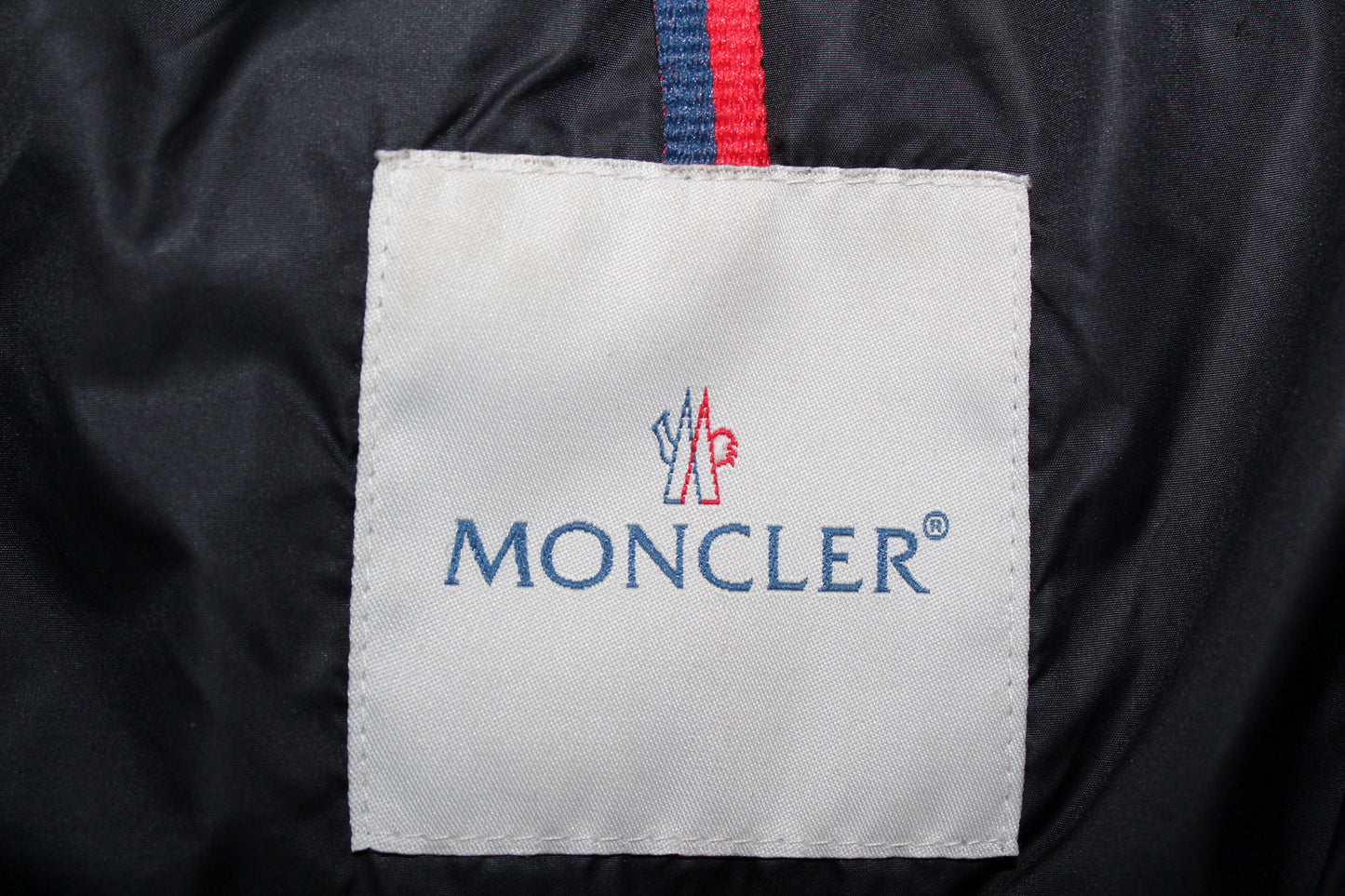 MONCLER BEA PUFFER DOWN JACKET SMALL