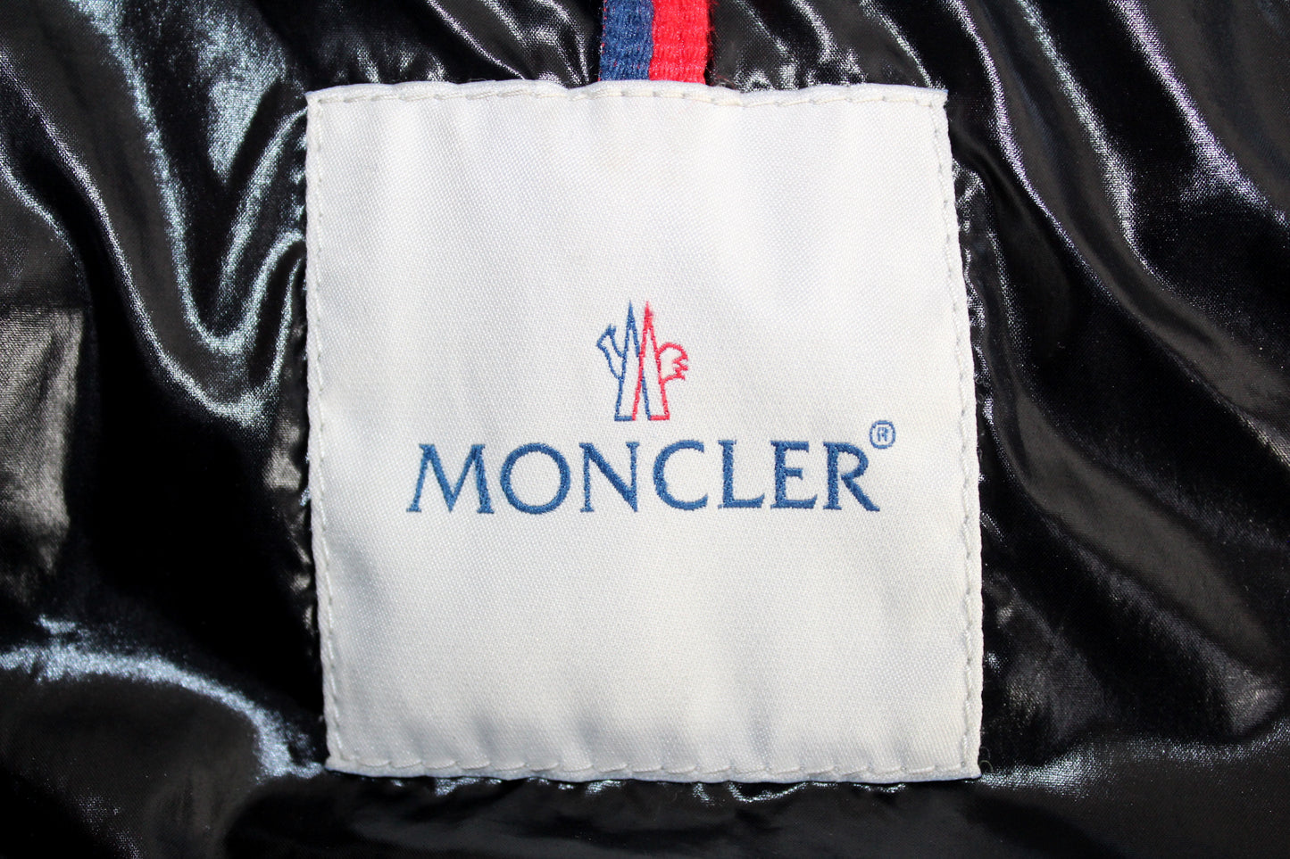 MONCLER LISERE PUFFER DOWN JACKET LARGE